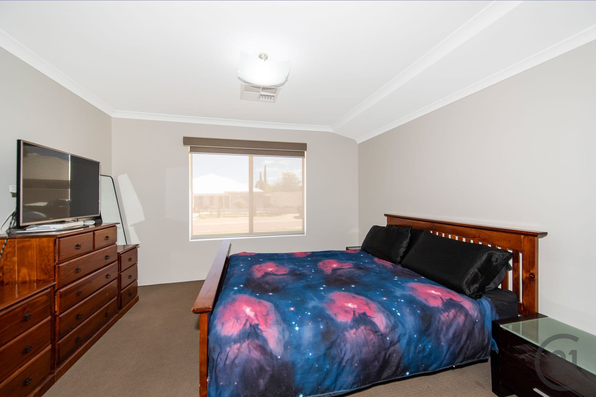 74 Highcliffe Circle, Lakelands, WA, 6180, Lakelands - Thumbnail 4