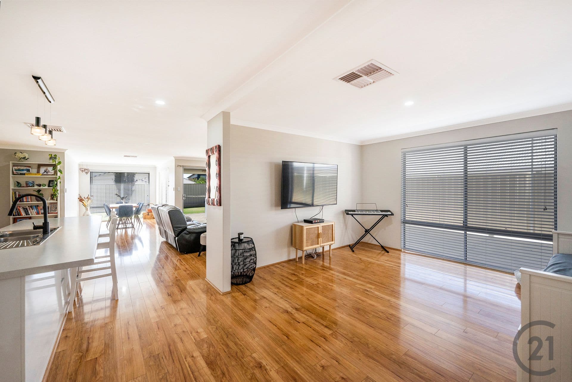 17 Benooka Grange, Lakelands, WA, 6180, Lakelands - Thumbnail 8