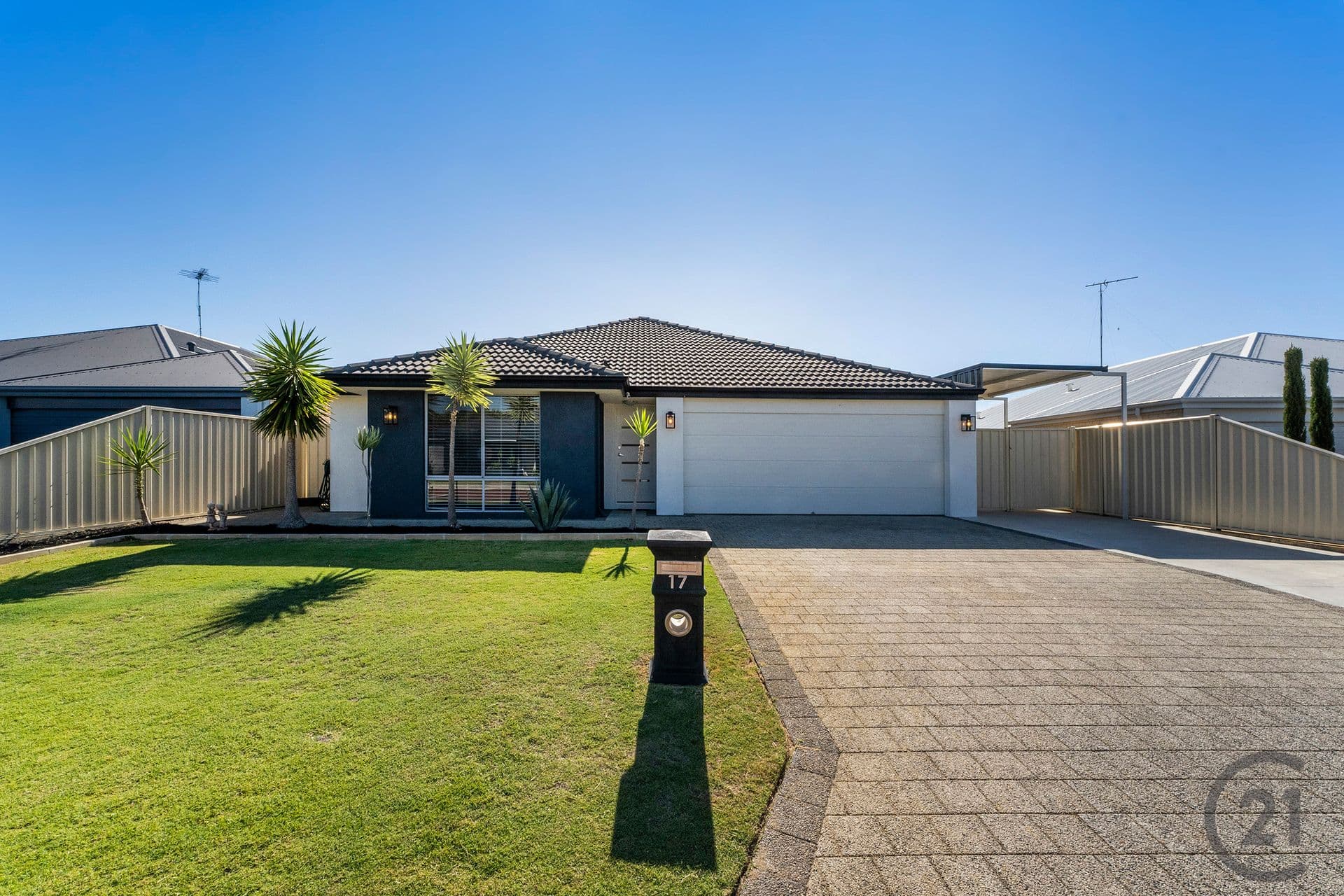 17 Benooka Grange, Lakelands, WA, 6180, Lakelands - Image 1