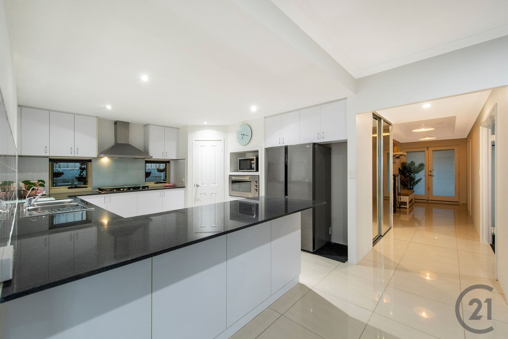 13 Staunton Rise, Halls Head, WA, 6210, Halls Head - Thumbnail 4