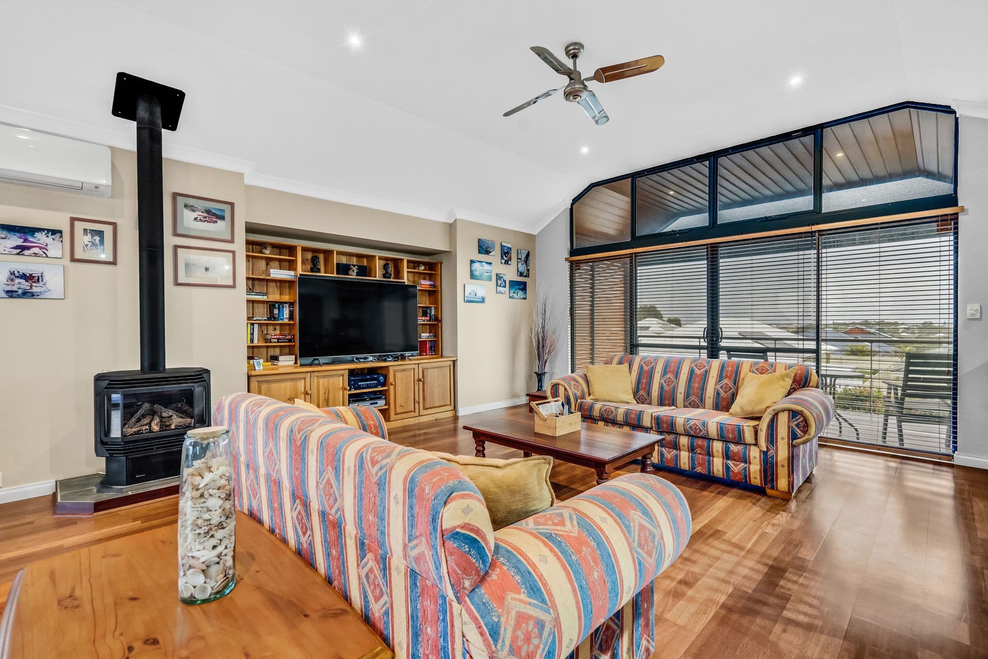 18 Mundaring Crescent, Dawesville, WA, 6211, Dawesville - Thumbnail 2