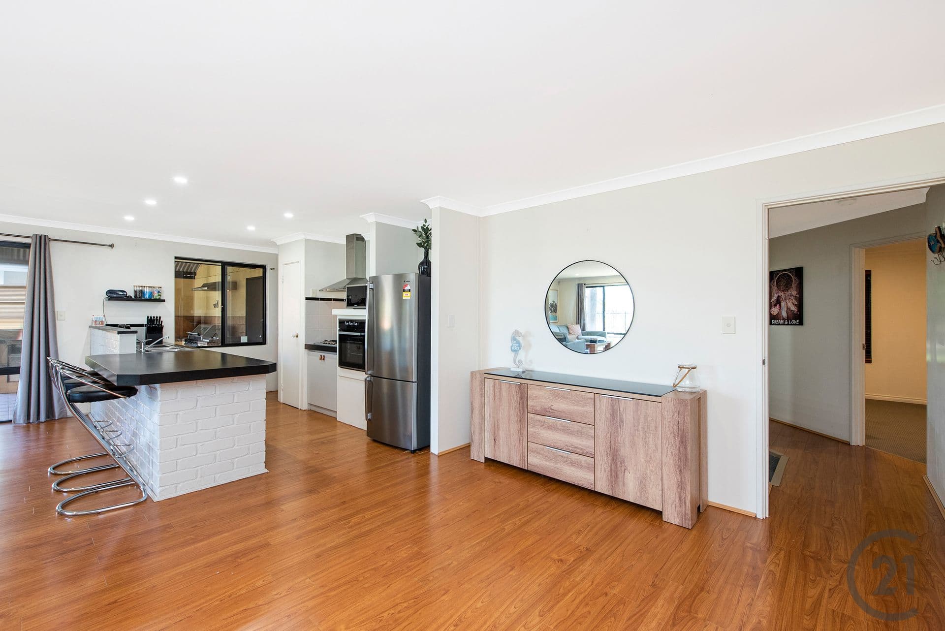 25 Casuarina Drive, Halls Head, WA, 6210, Halls Head - Thumbnail 3