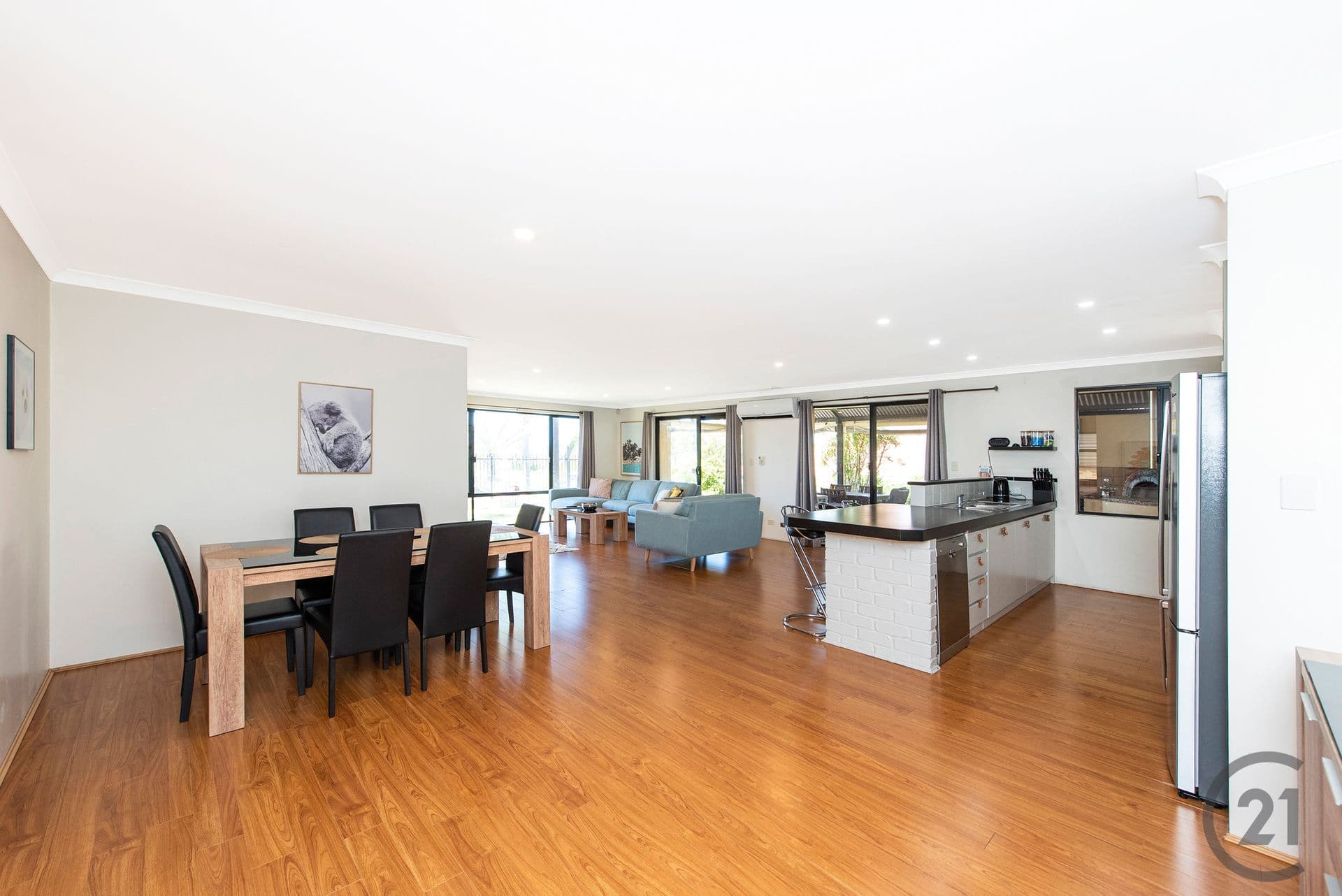 25 Casuarina Drive, Halls Head, WA, 6210, Halls Head - Thumbnail 5