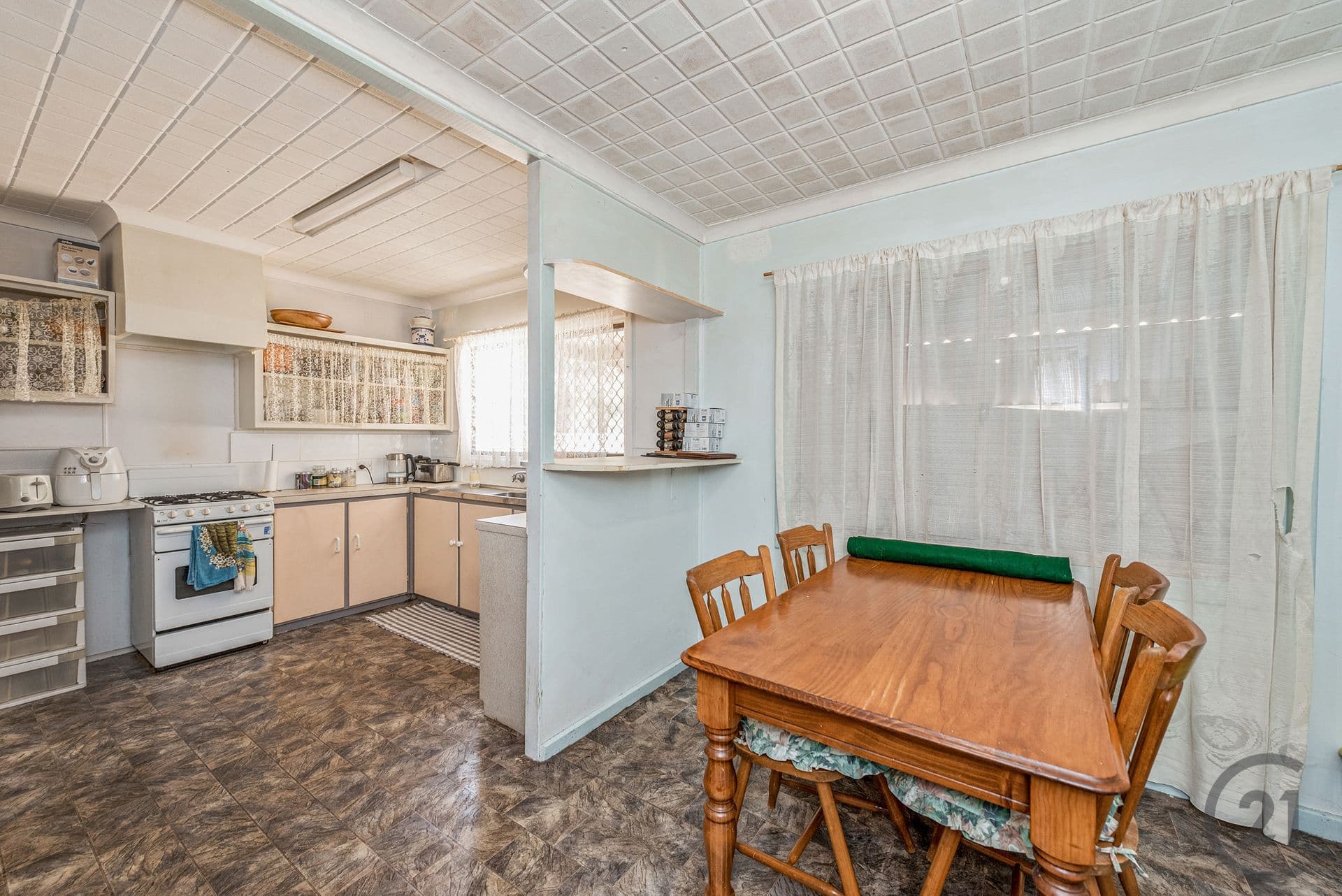 36 Sibbald Street, Pinjarra, WA, 6208, Pinjarra - Thumbnail 2