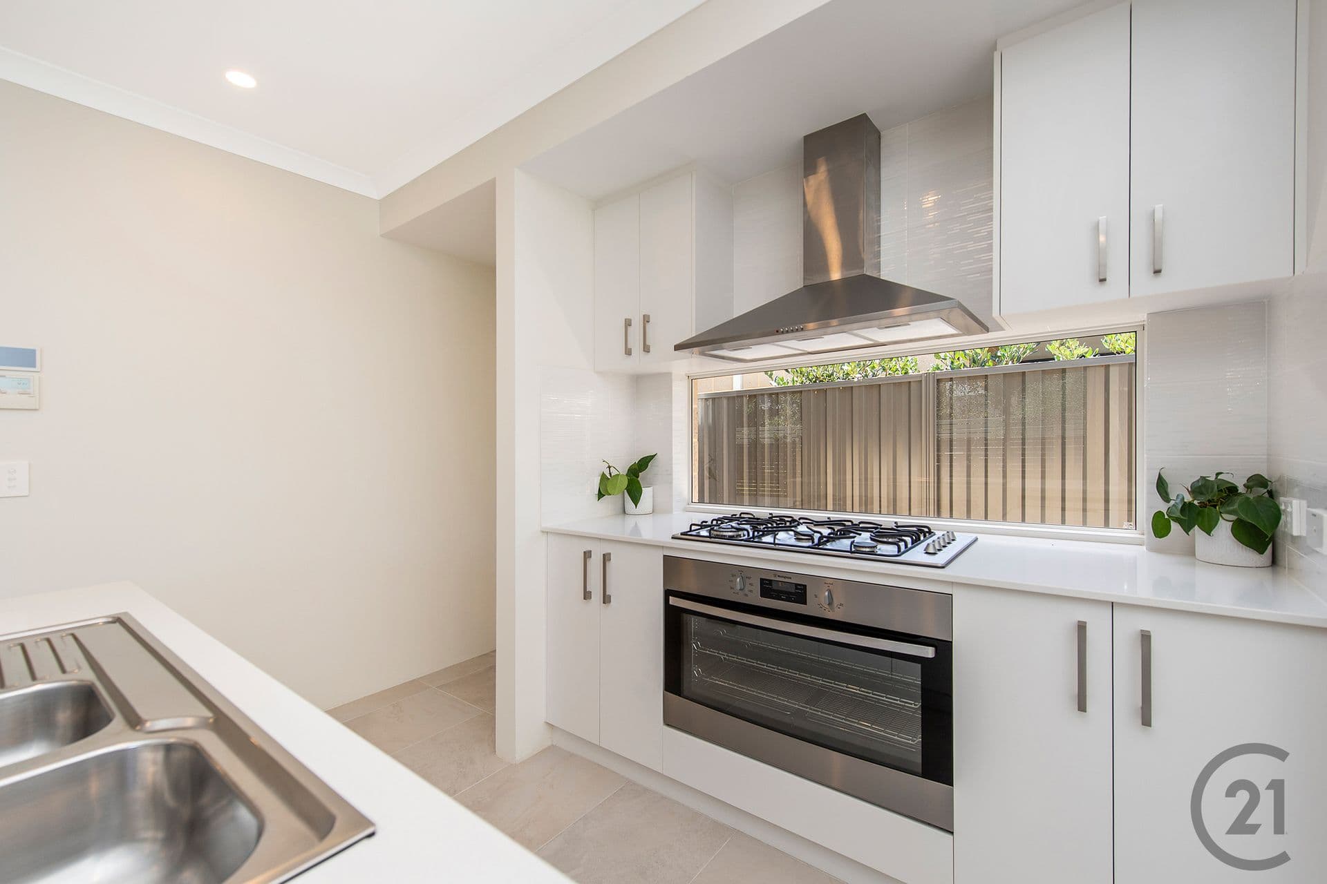 57 Thornbill Crescent, Coodanup, WA, 6210, Coodanup - Thumbnail 3