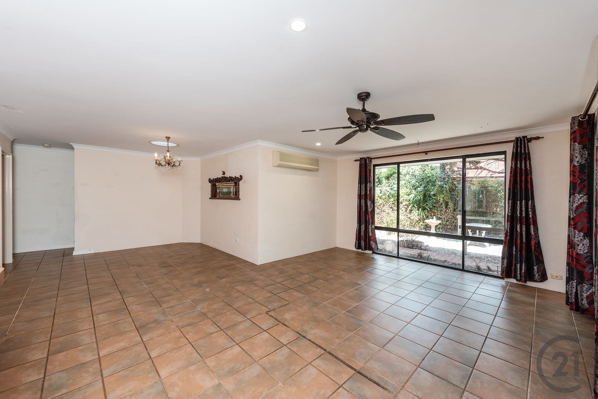 3 Japonica Heights, Halls Head, WA, 6210, Halls Head - Thumbnail 2