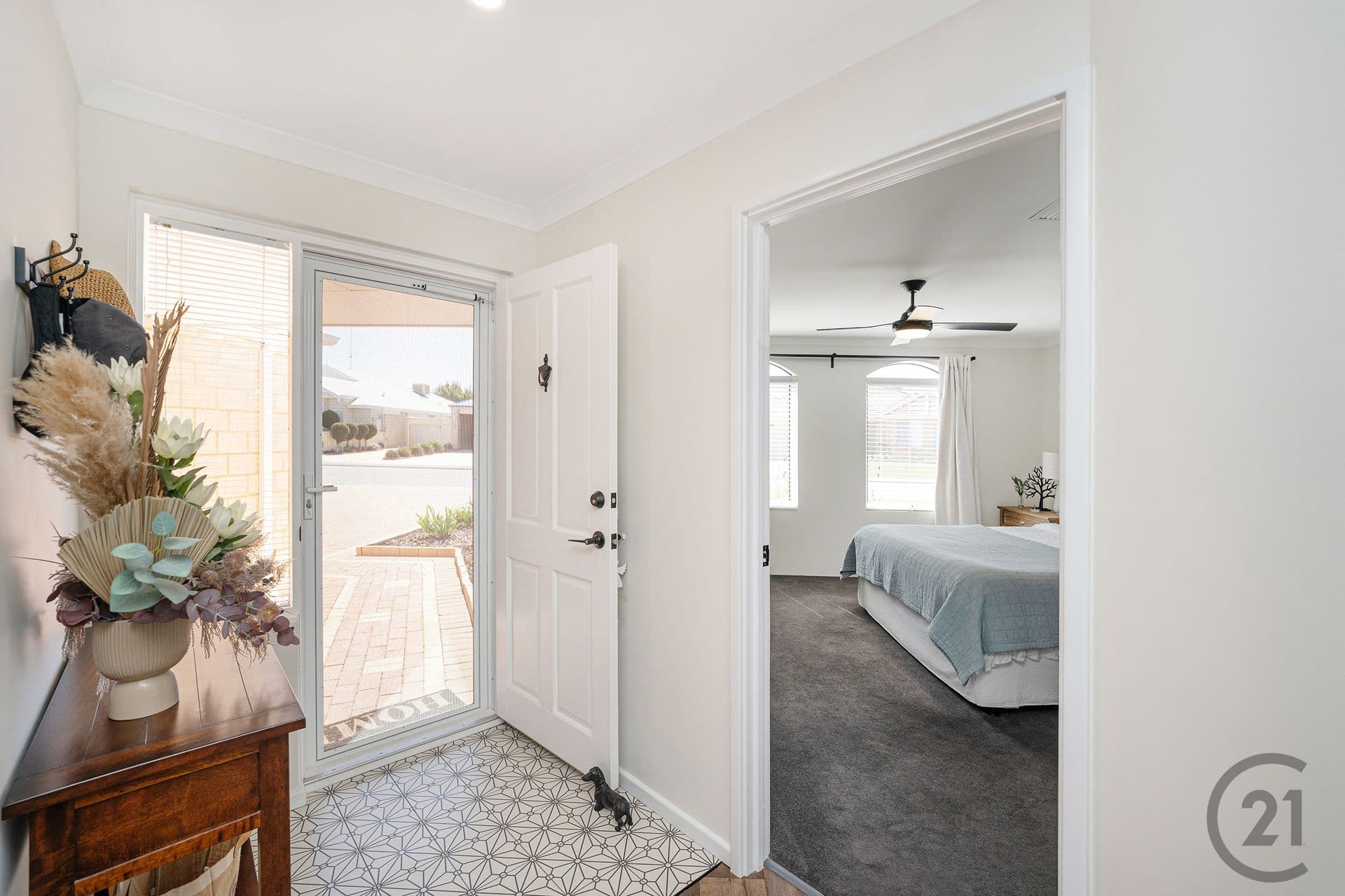 10 Brouwer Trail, Dudley Park, WA, 6210, Dudley Park - Thumbnail 5