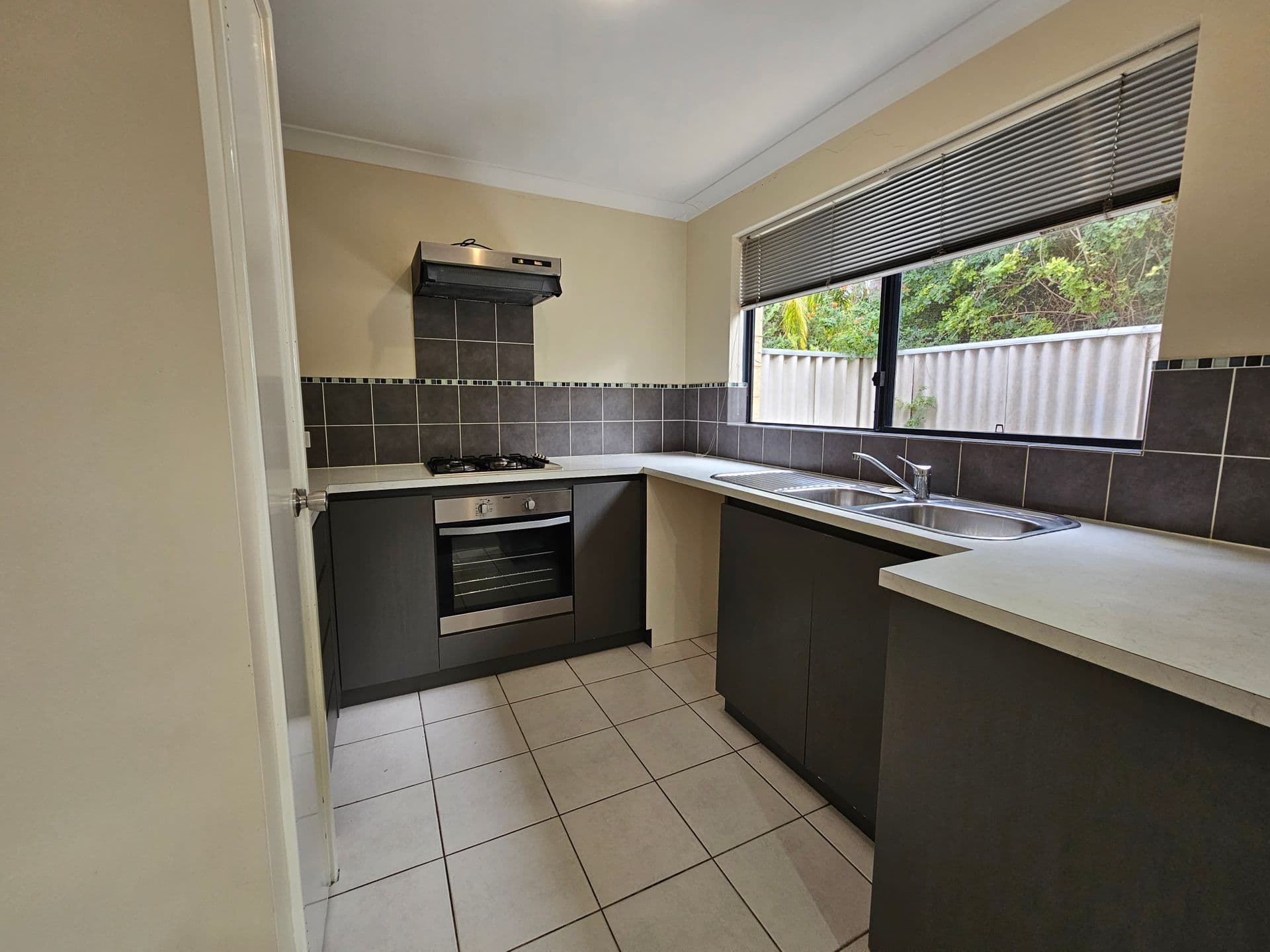 9/2 Bortolo Drive, Greenfields, WA, 6210, Greenfields - Thumbnail 7