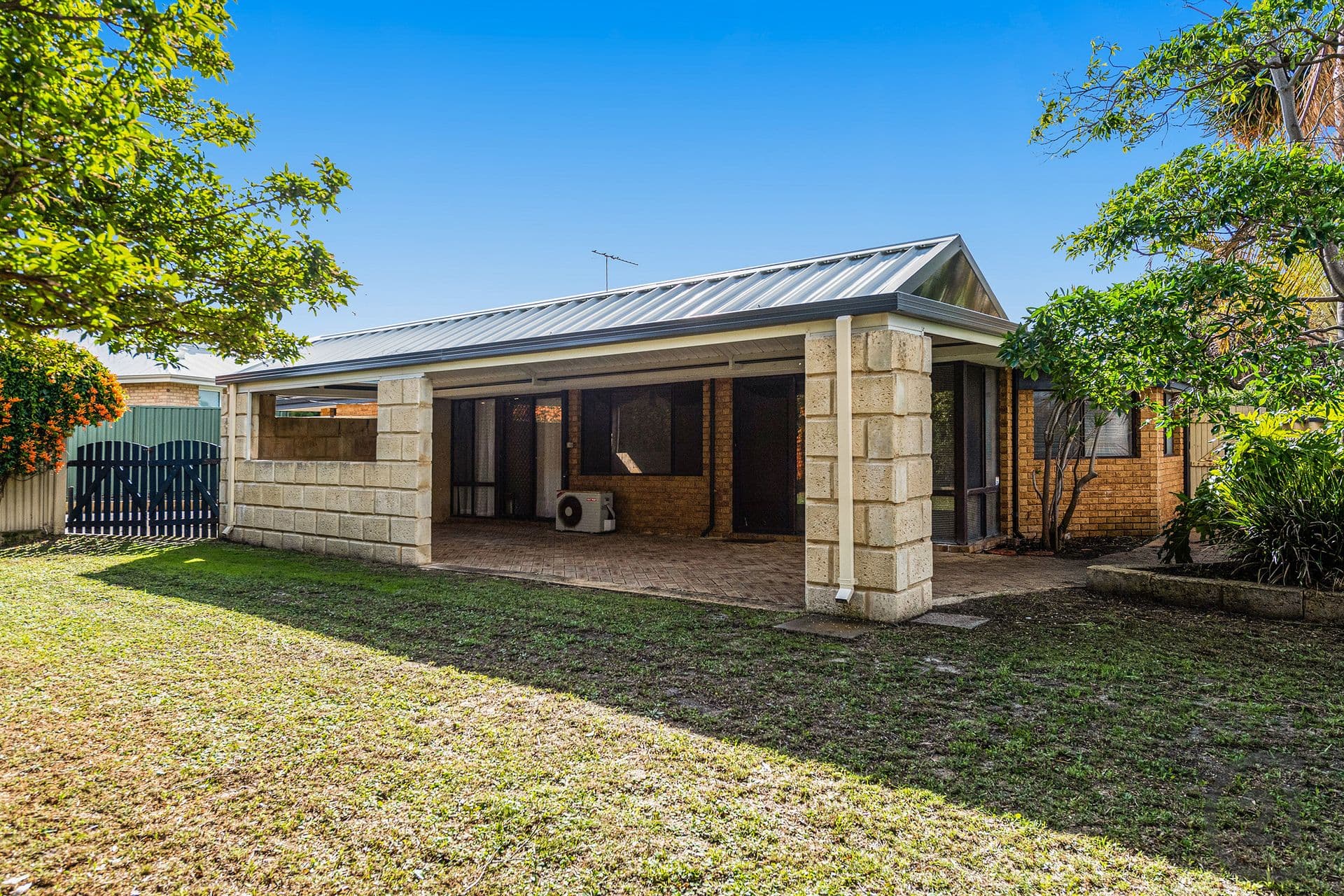 11 Boronia Close, Halls Head, WA, 6210, Halls Head - Thumbnail 3