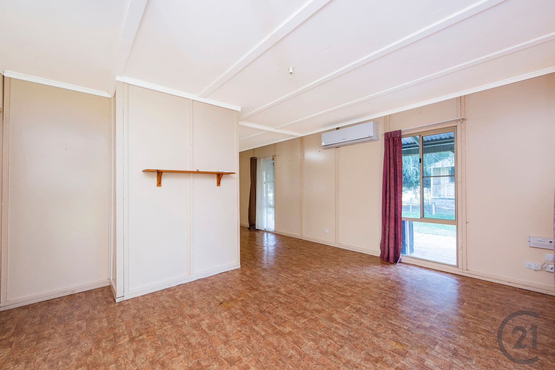 12 Gaston Crescent, Lake Clifton, WA, 6215, Lake Clifton - Thumbnail 8
