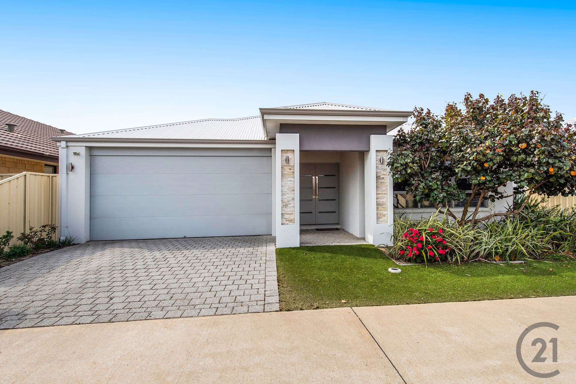 10 Balclutha Crescent, Madora Bay, WA, 6210, Madora Bay - Thumbnail 2