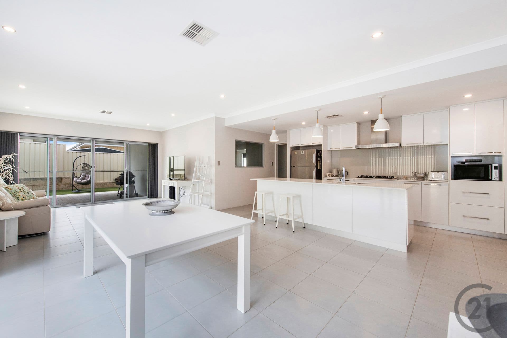 10 Balclutha Crescent, Madora Bay, WA, 6210, Madora Bay - Thumbnail 4