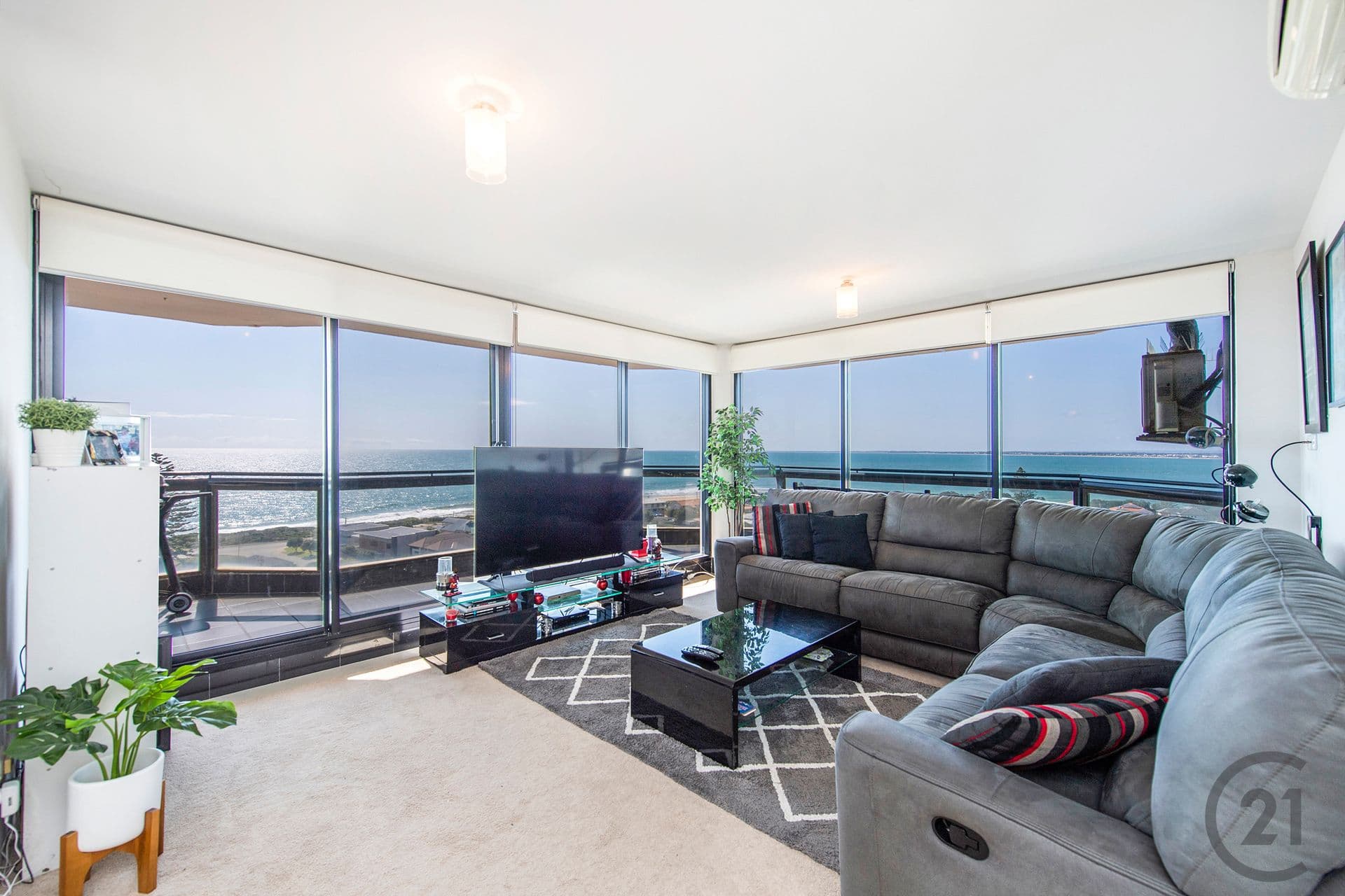 37/6A Valley Road, Halls Head, WA, 6210, Halls Head - Thumbnail 2