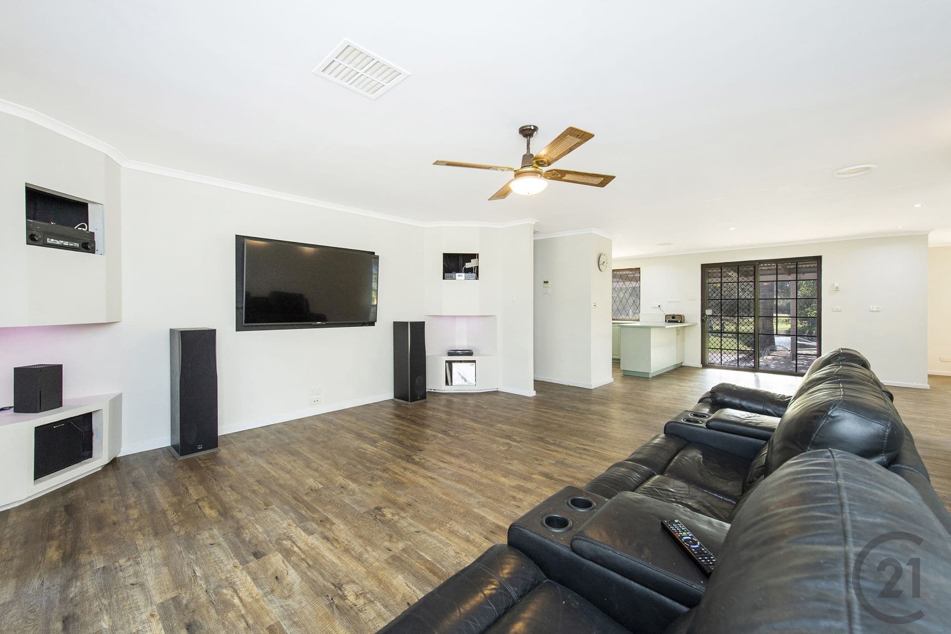 33 Stock Road, Parklands, WA, 6180, Parklands - Thumbnail 6