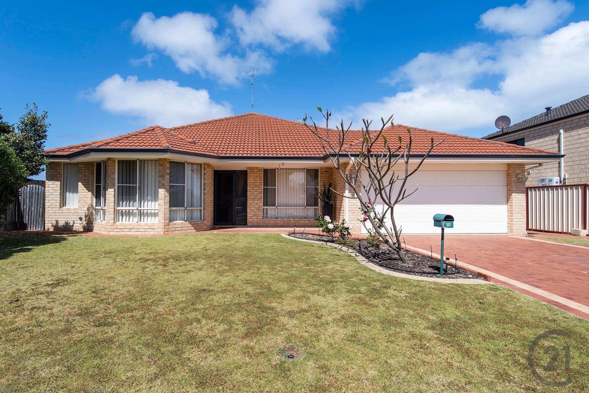 10 Daydream Plaza, Halls Head, WA, 6210, Halls Head - Image 1