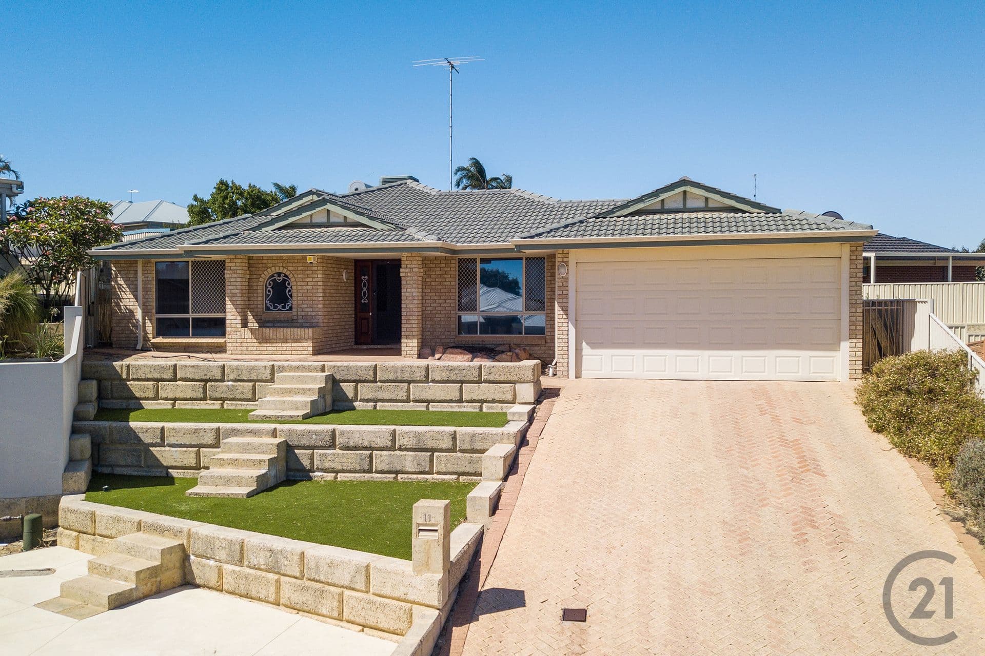 11 Lambourne Place, Halls Head, WA, 6210, Halls Head - Image 1