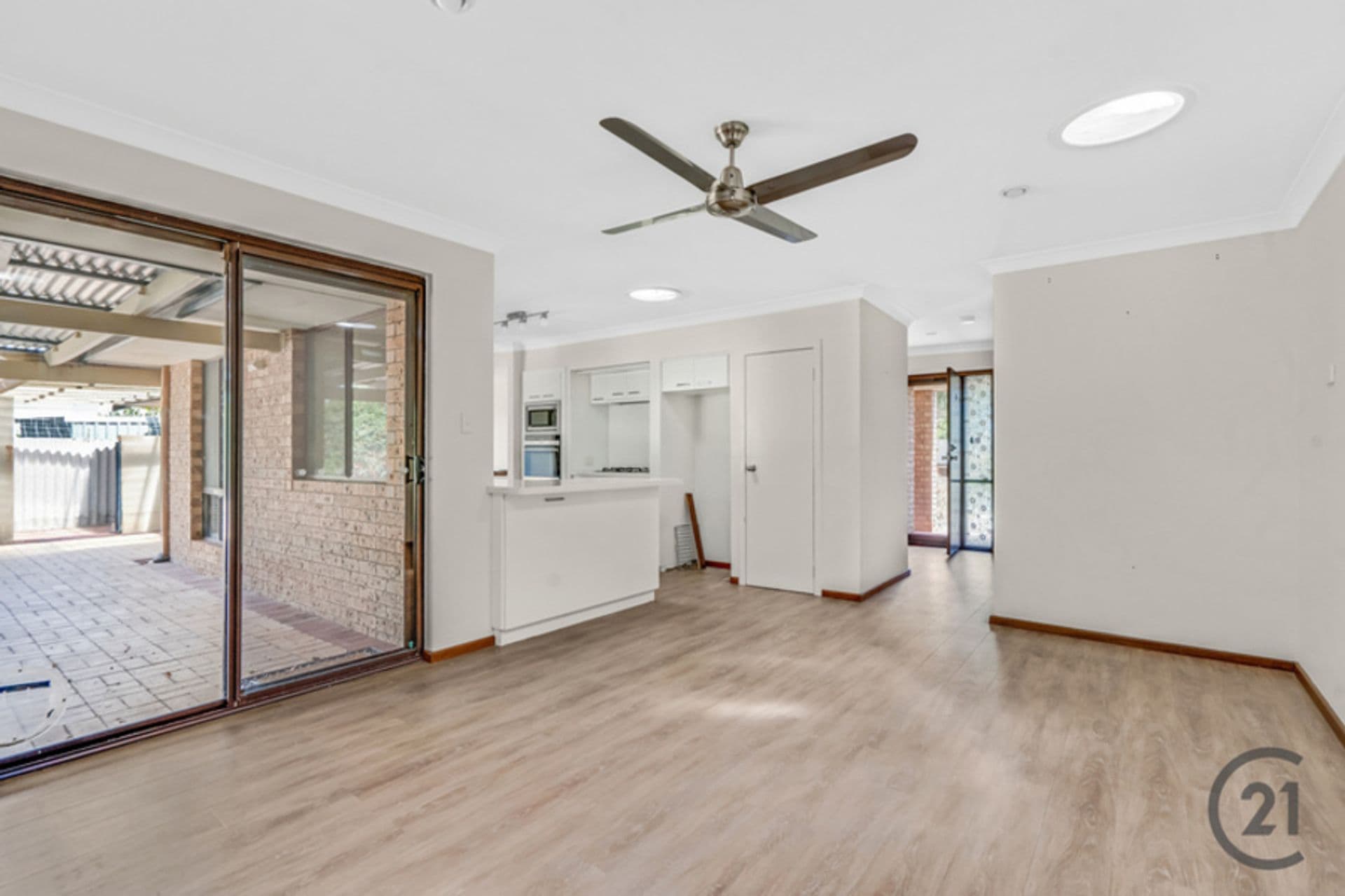 10 Karara Close, Halls Head, WA, 6210, Halls Head - Thumbnail 7