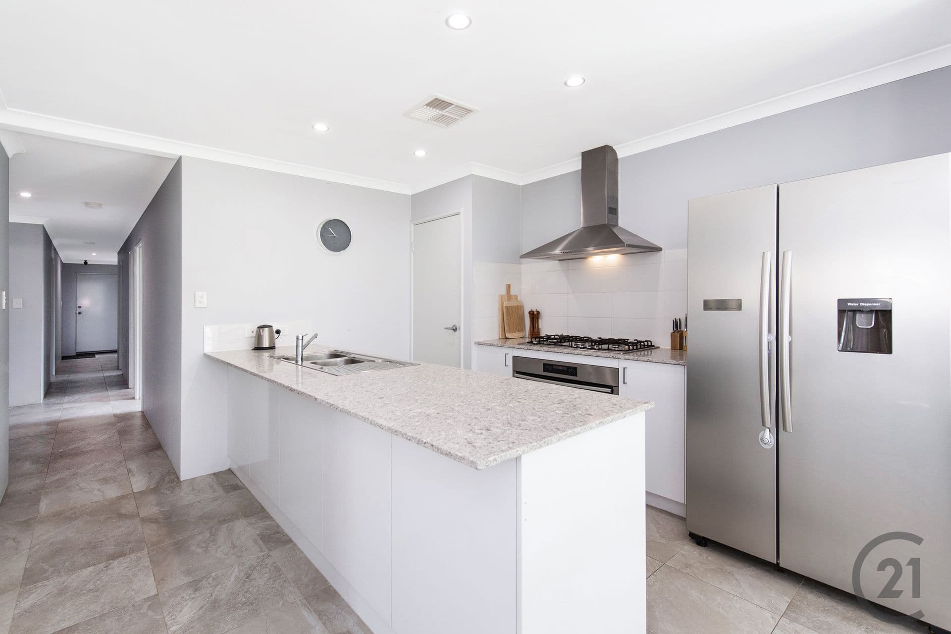 12 Yanga Court, Lakelands, WA, 6180, Lakelands - Thumbnail 4