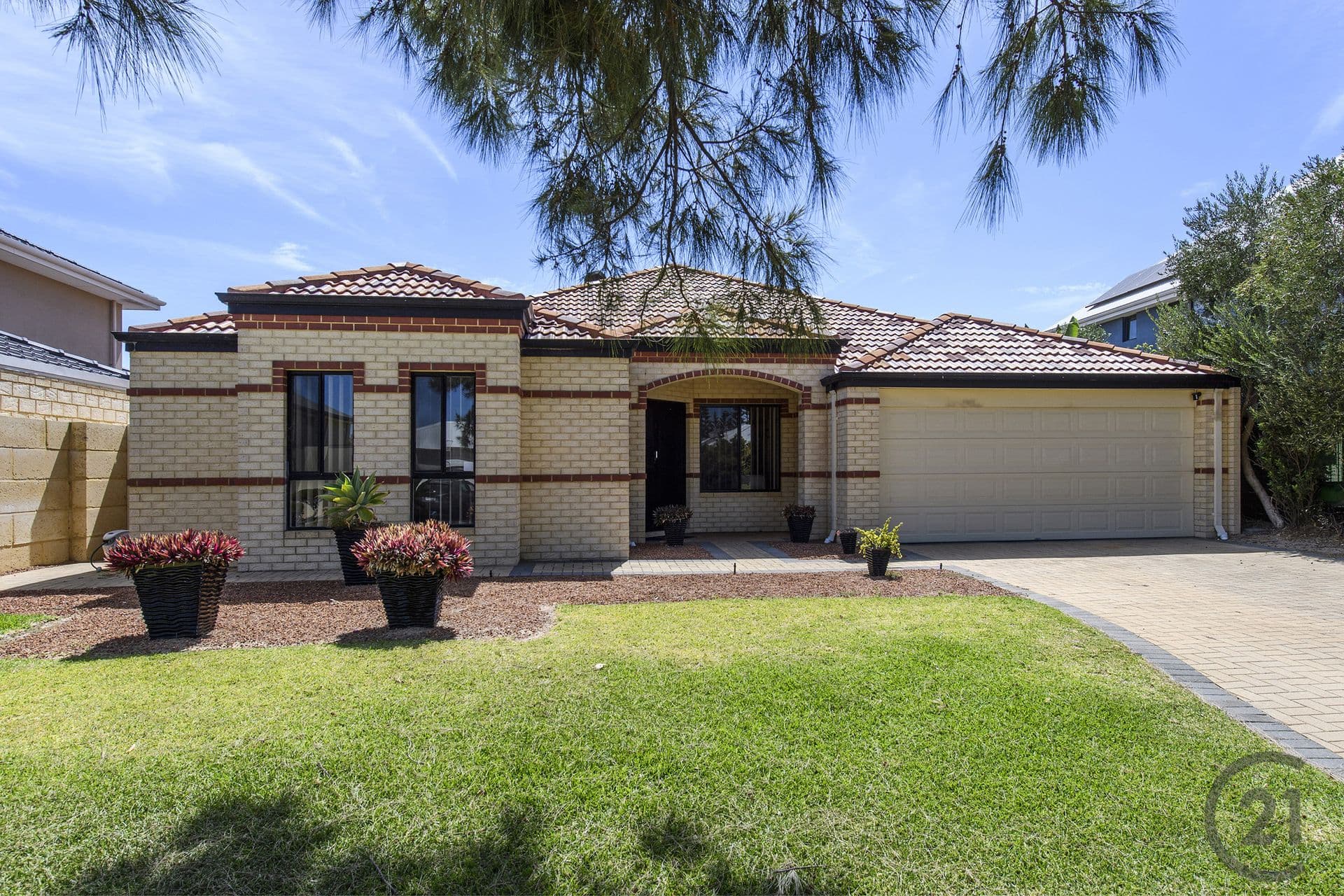 10 Sanddune Way, Wannanup, WA, 6210, Wannanup - Image 1
