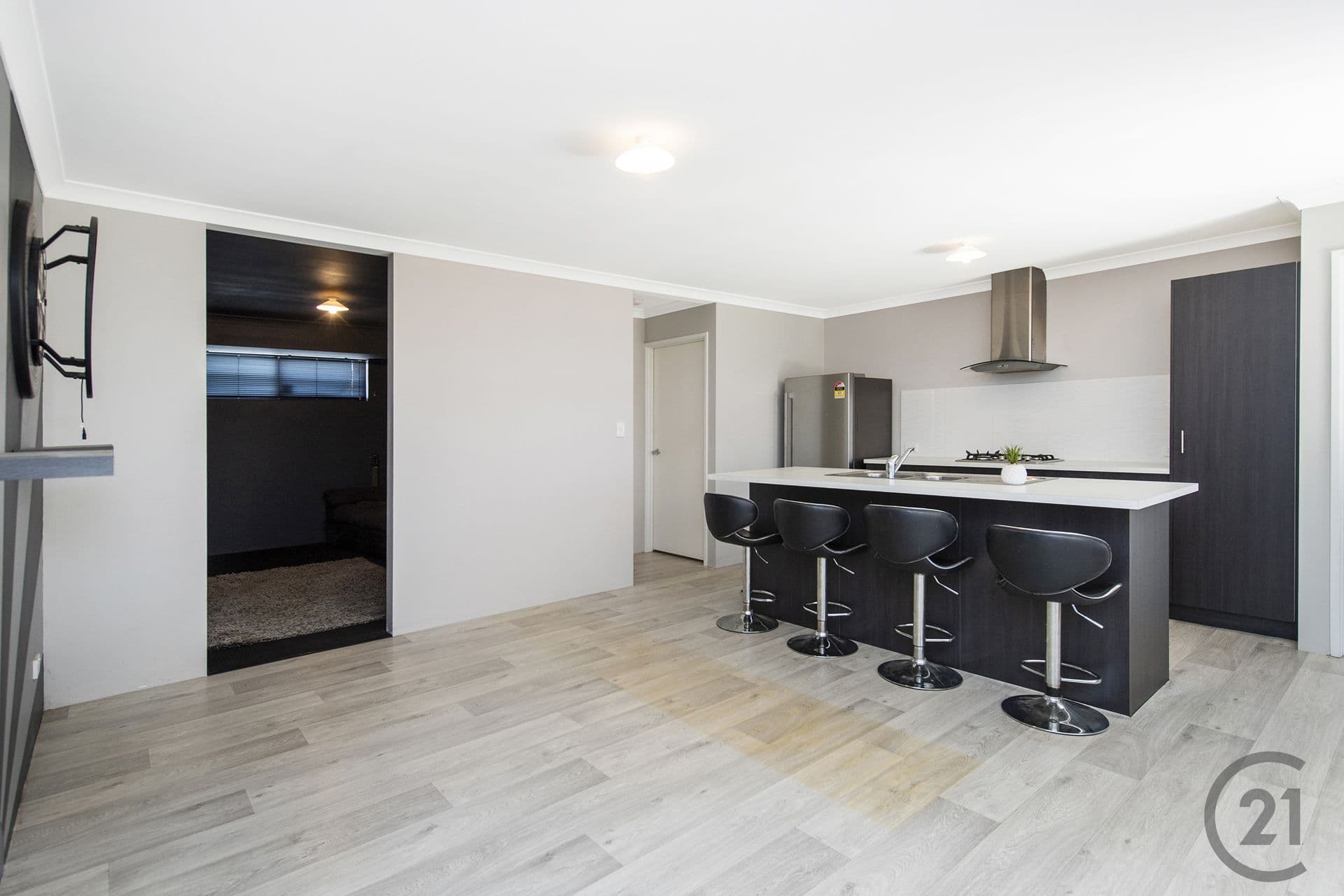 11 Harvey Crescent, South Yunderup, WA, 6208, South Yunderup - Thumbnail 4