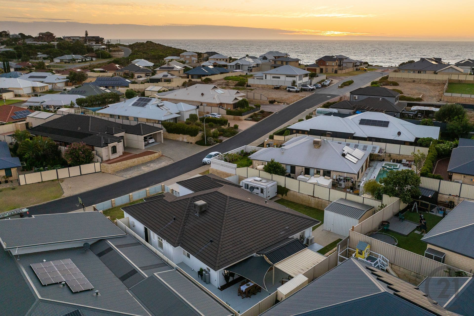 23 Donnybrook Turn, Dawesville, WA, 6211, Dawesville - Thumbnail 2