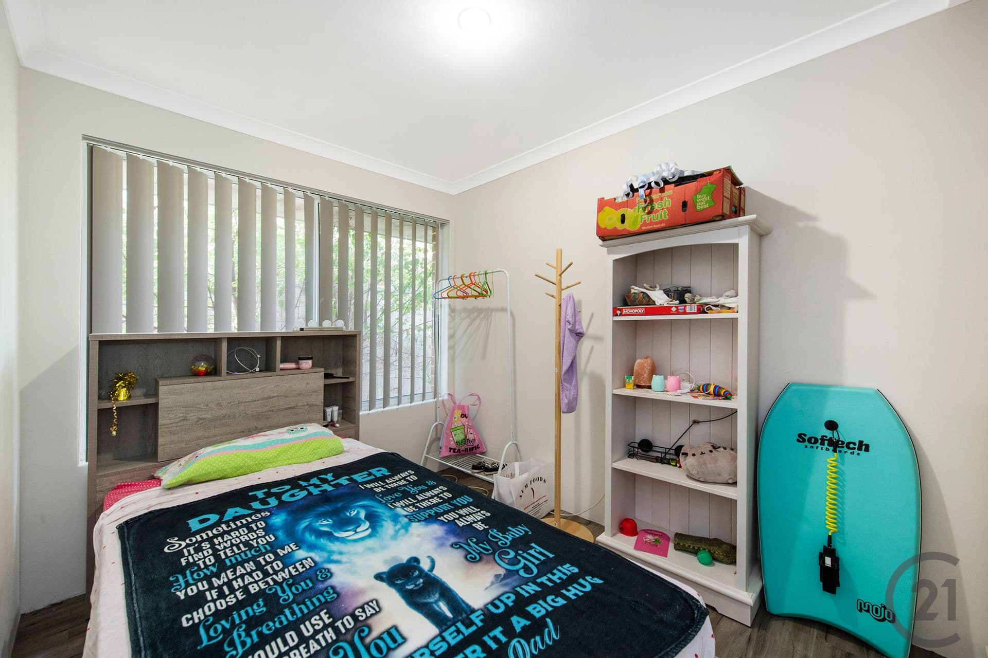 9 Lavender Gardens, Halls Head, WA, 6210, Halls Head - Thumbnail 5