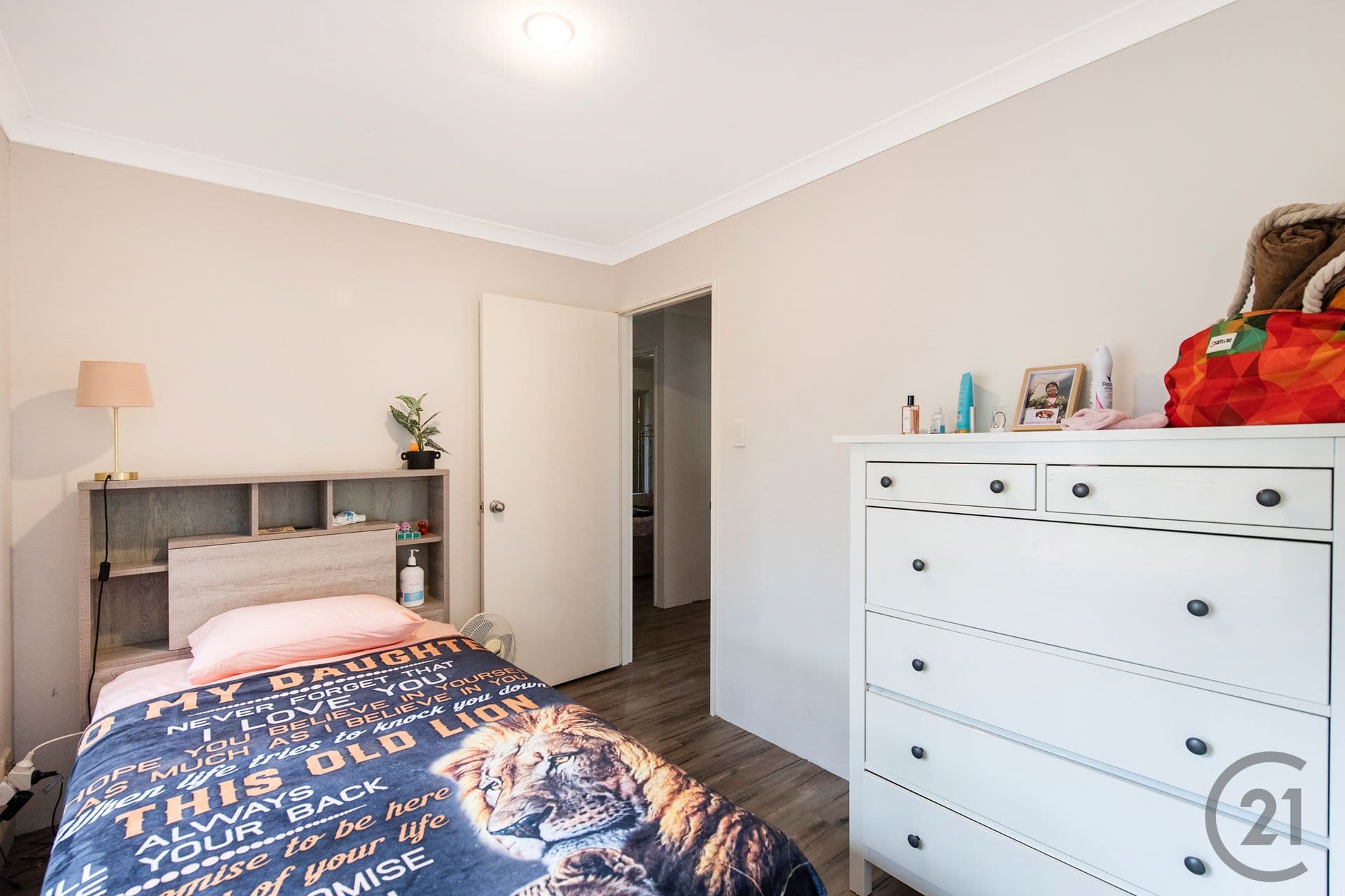 9 Lavender Gardens, Halls Head, WA, 6210, Halls Head - Thumbnail 6
