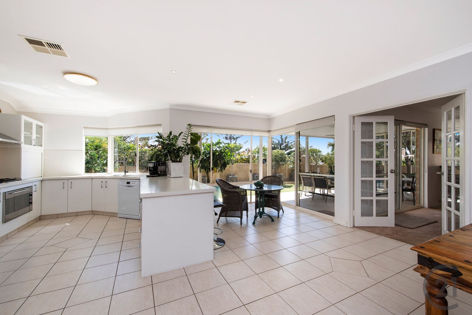 86 Alexis Circle, Wannanup, WA, 6210, Wannanup - Thumbnail 6