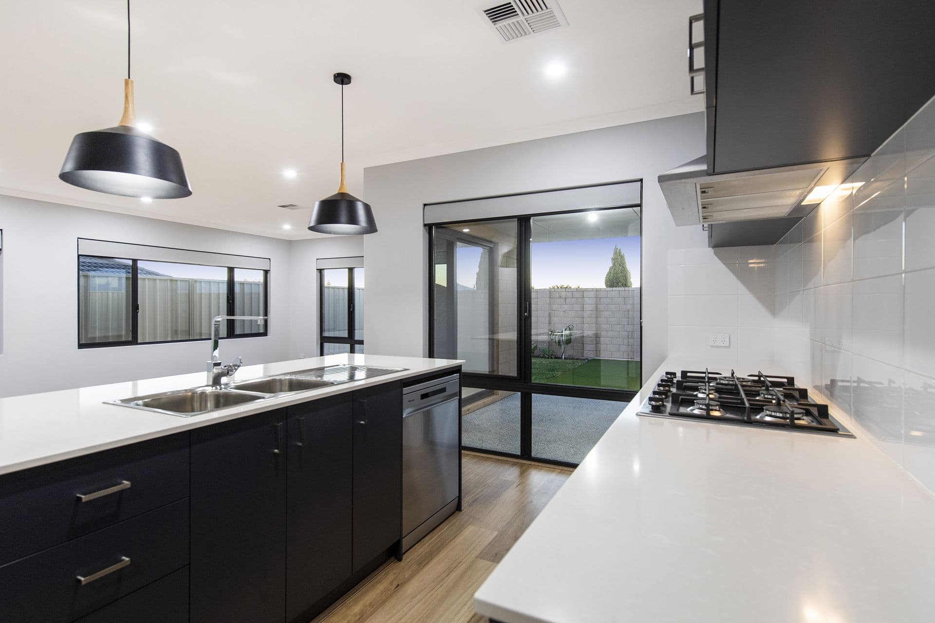 13 Caspian Drive, Wannanup, WA, 6210, Wannanup - Thumbnail 8