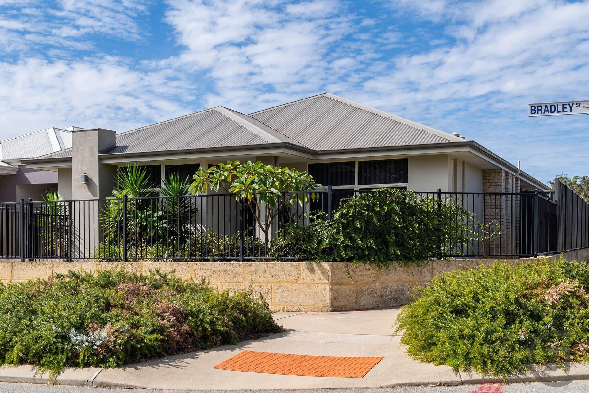 2 Bradley Street, Lakelands, WA, 6180, Lakelands - Thumbnail 8