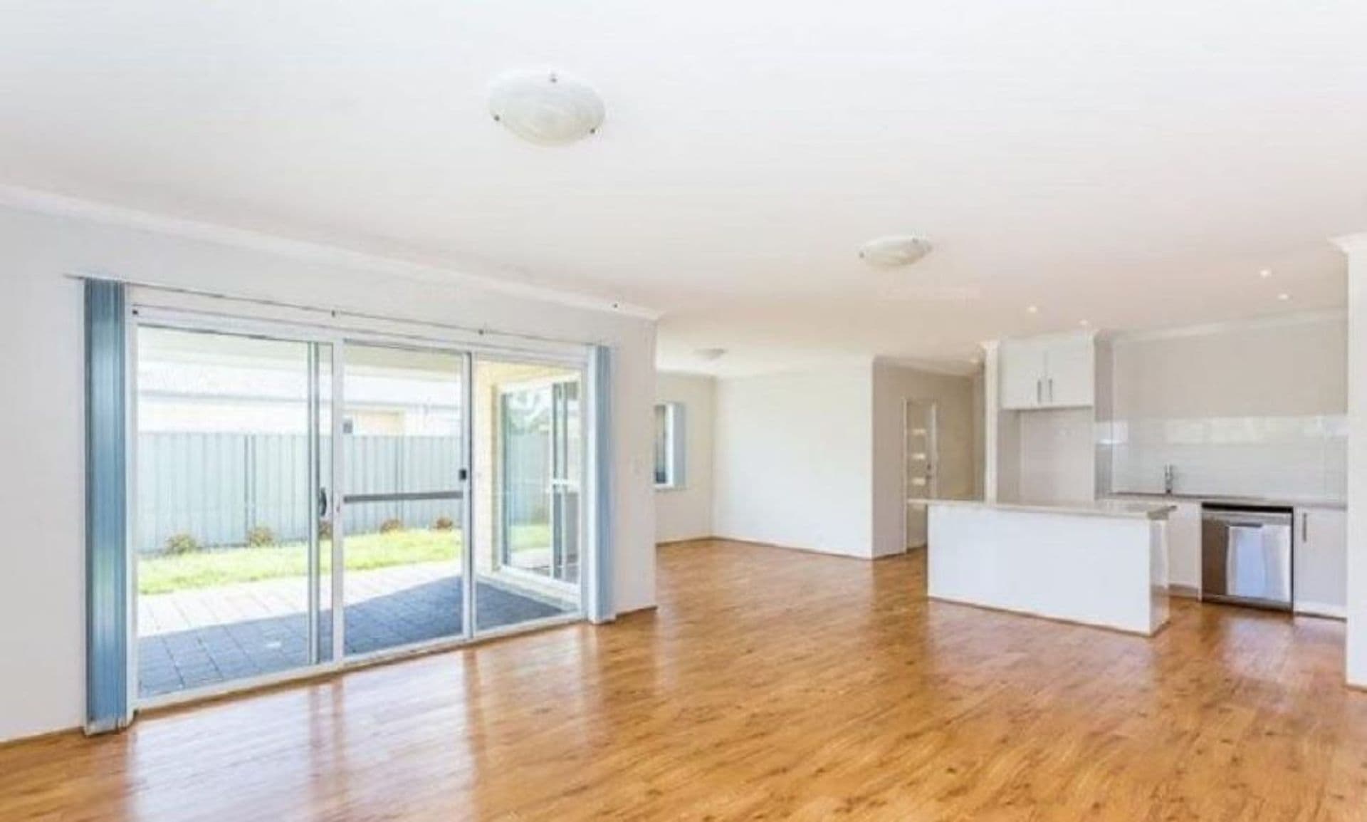 26 Vaucluse Way, Coodanup, WA, 6210, Coodanup - Thumbnail 2