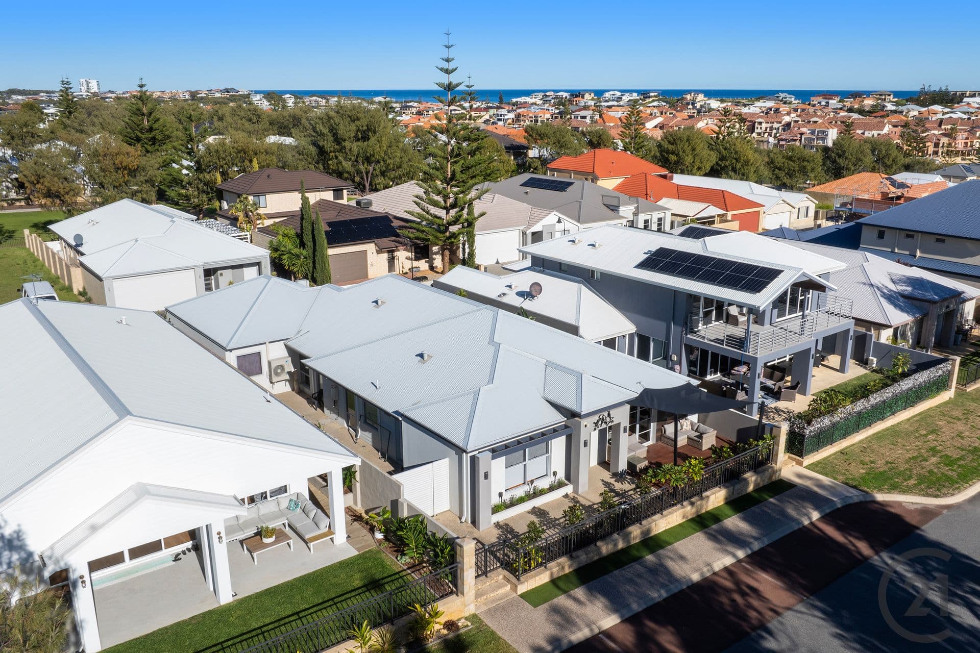 13 Mandjar Lane, Wannanup, WA, 6210, Wannanup - Thumbnail 2