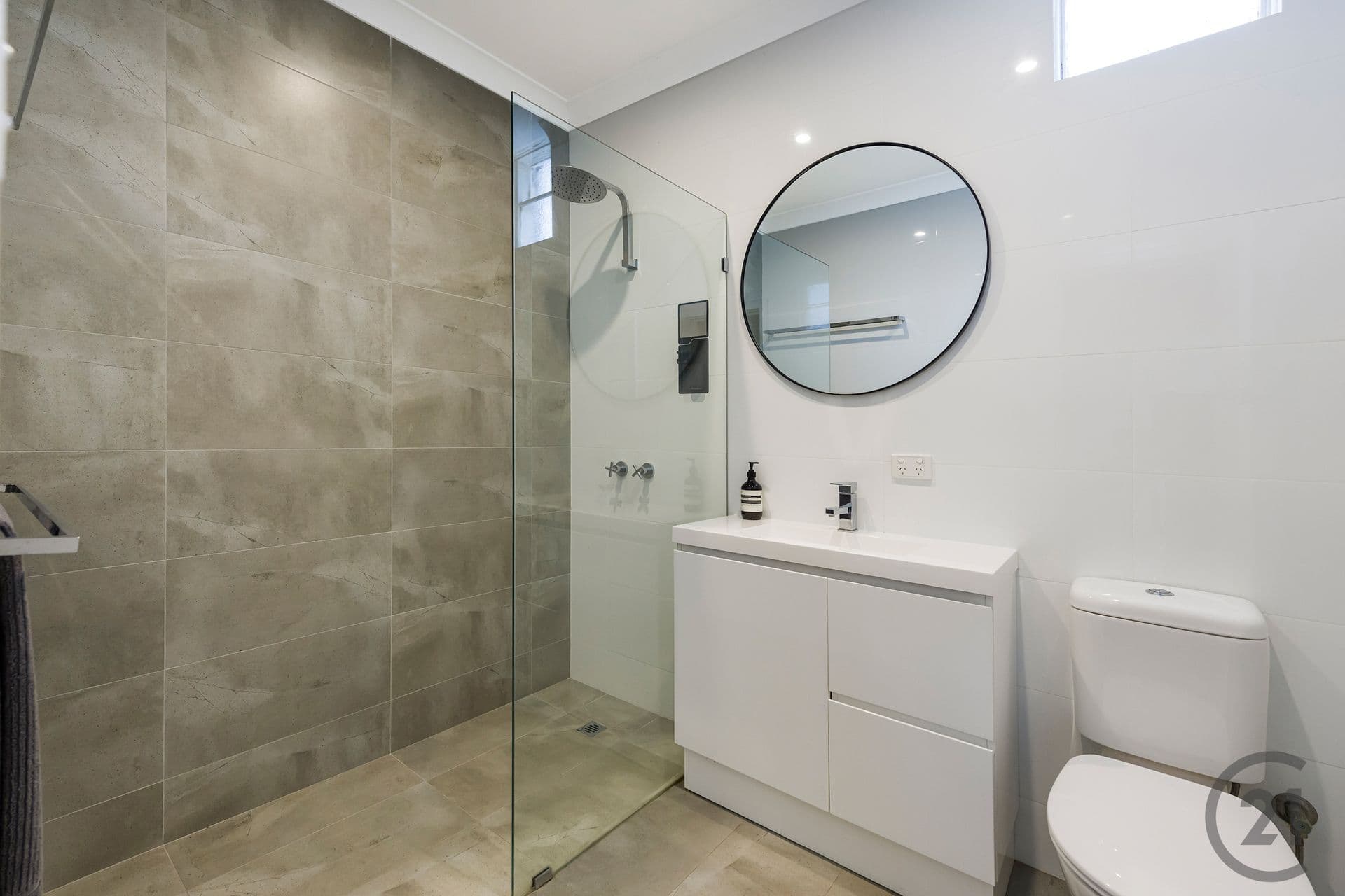 27A Janis Street, Halls Head, WA, 6210, Halls Head - Thumbnail 3