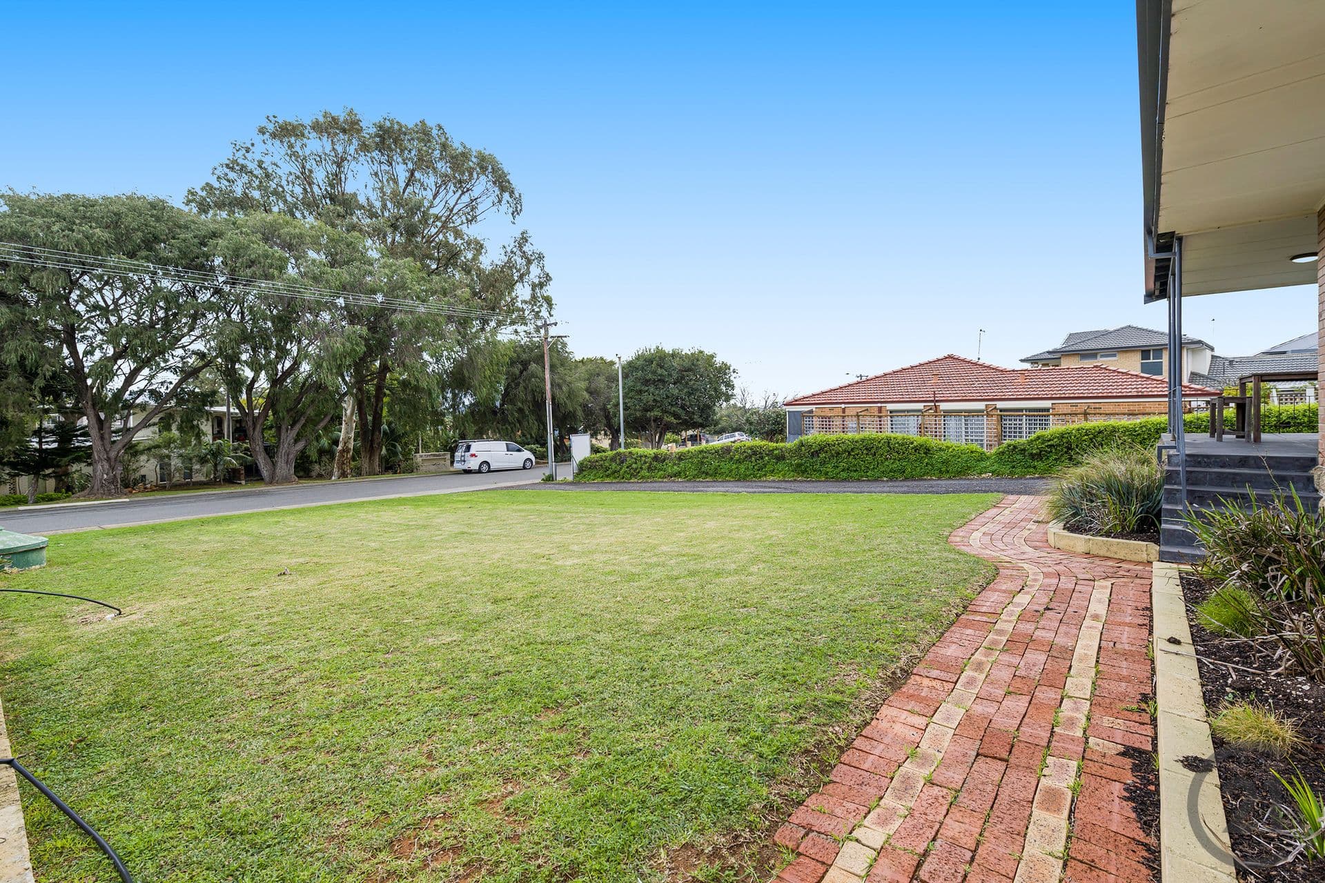 27A Janis Street, Halls Head, WA, 6210, Halls Head - Thumbnail 2
