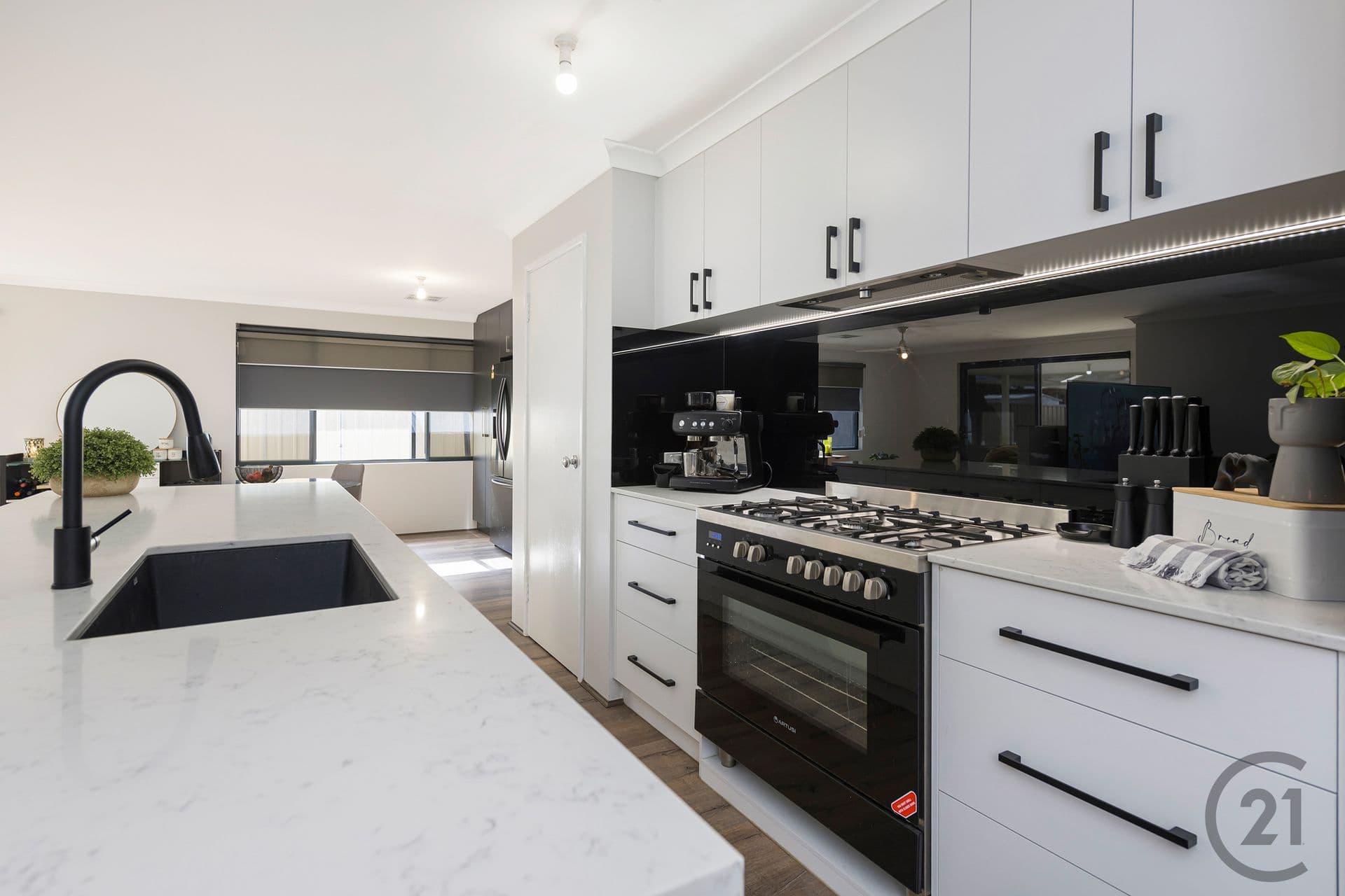 22 Karak Road, Wannanup, WA, 6210, Wannanup - Thumbnail 4