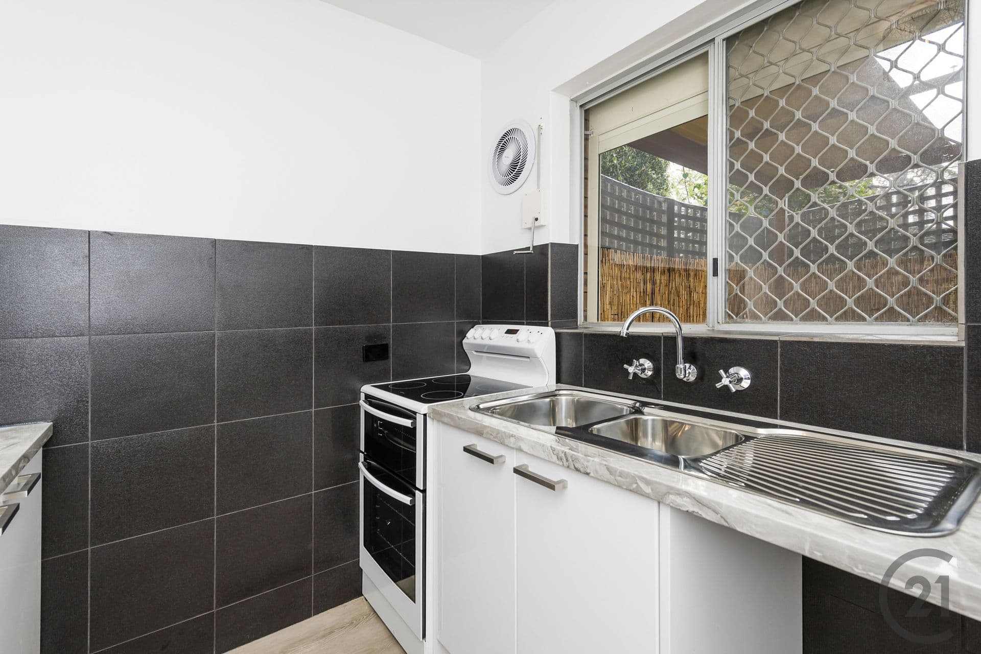 8/23 Creery Street, Dudley Park, WA, 6210, Dudley Park - Thumbnail 7
