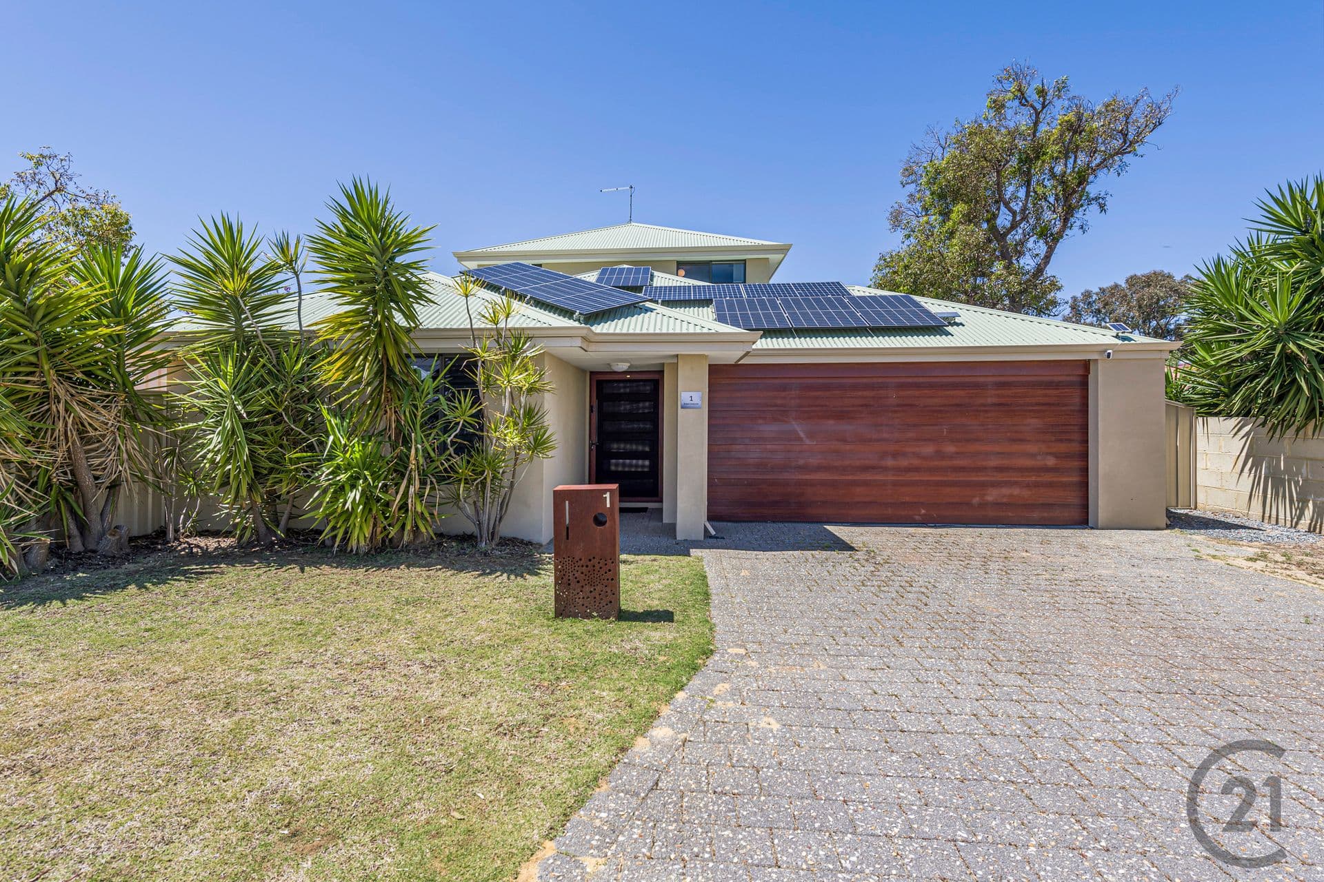 1 Royal Crescent, Wannanup, WA, 6210, Wannanup - Thumbnail 2