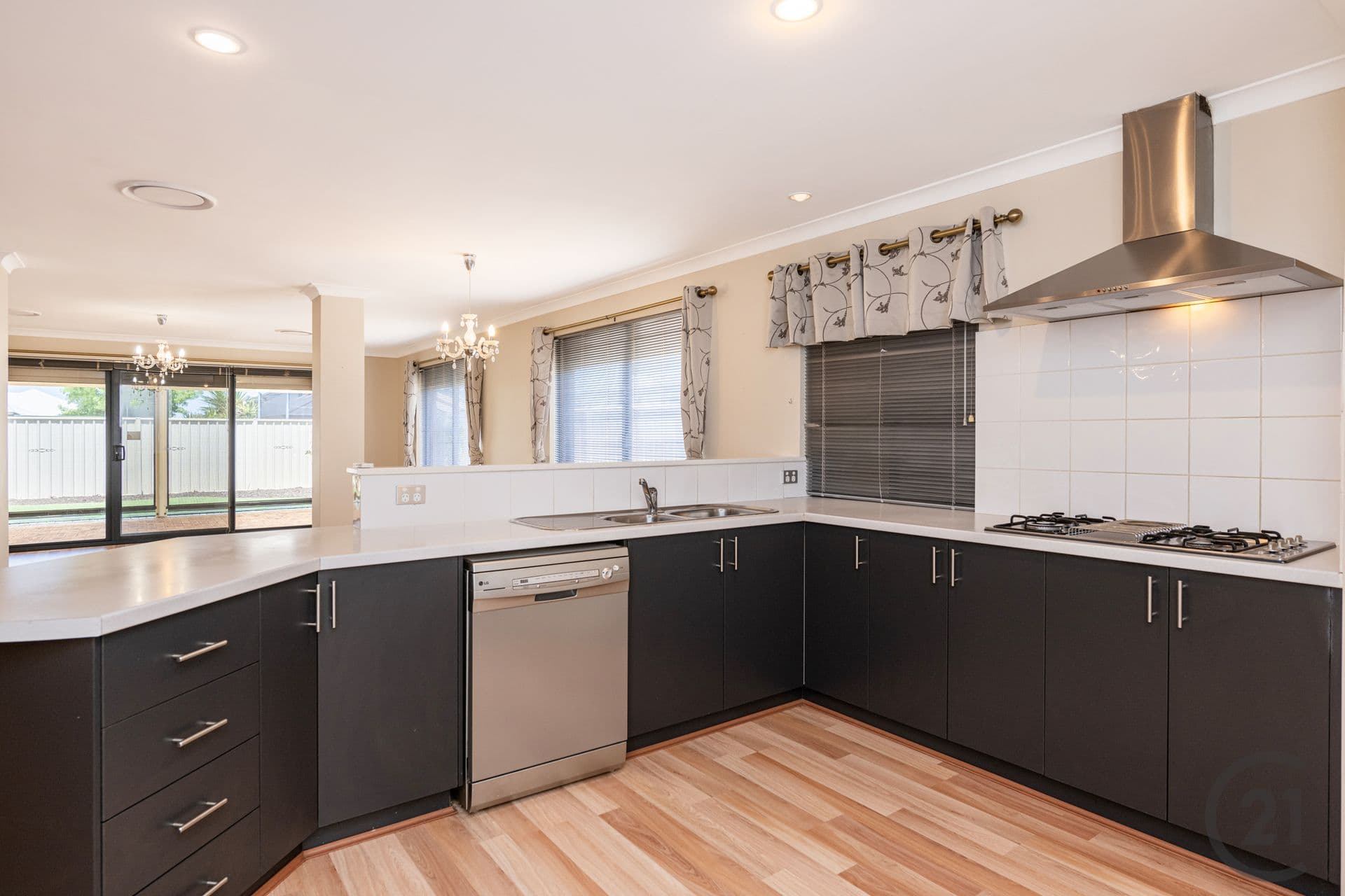 31 Lismore Ridge, Lakelands, WA, 6180, Lakelands - Thumbnail 7
