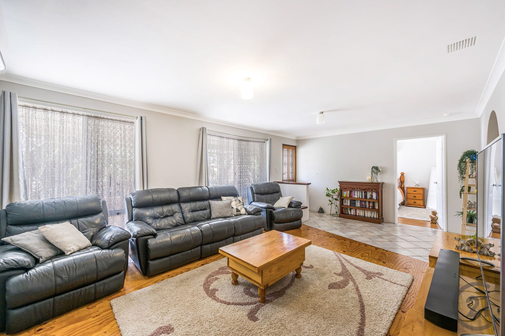 9 Gavarnie Way, Coodanup, WA, 6210, Coodanup - Thumbnail 2