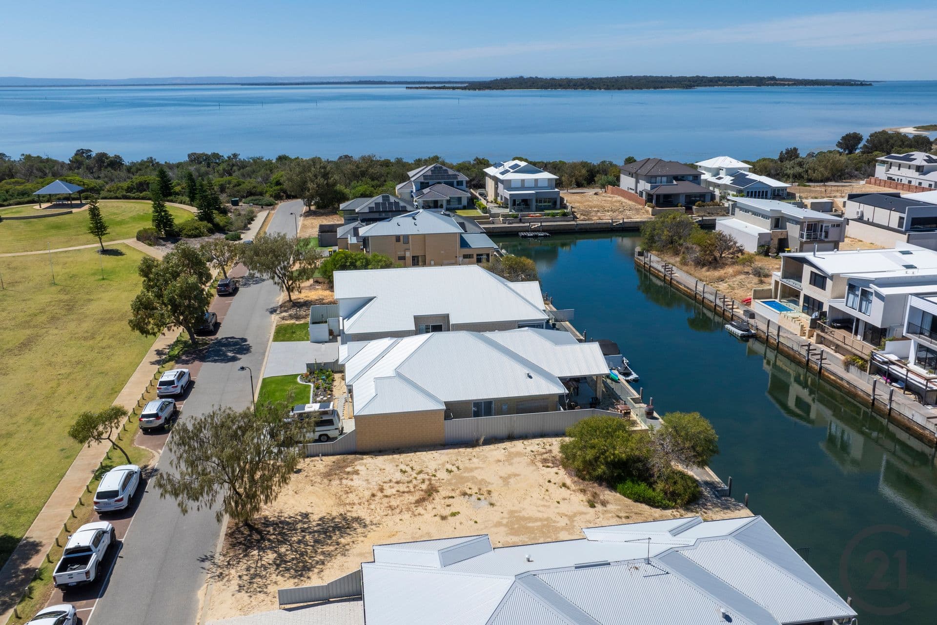 6 Bluemanna Drive, Wannanup, WA, 6210, Wannanup - Thumbnail 8