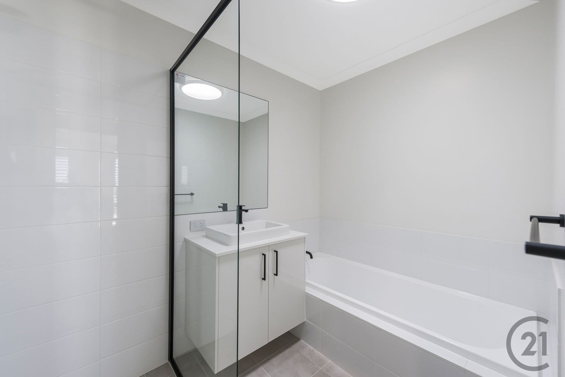 74 Alverstone Boulevard, Lakelands, WA, 6180, Lakelands - Thumbnail 7