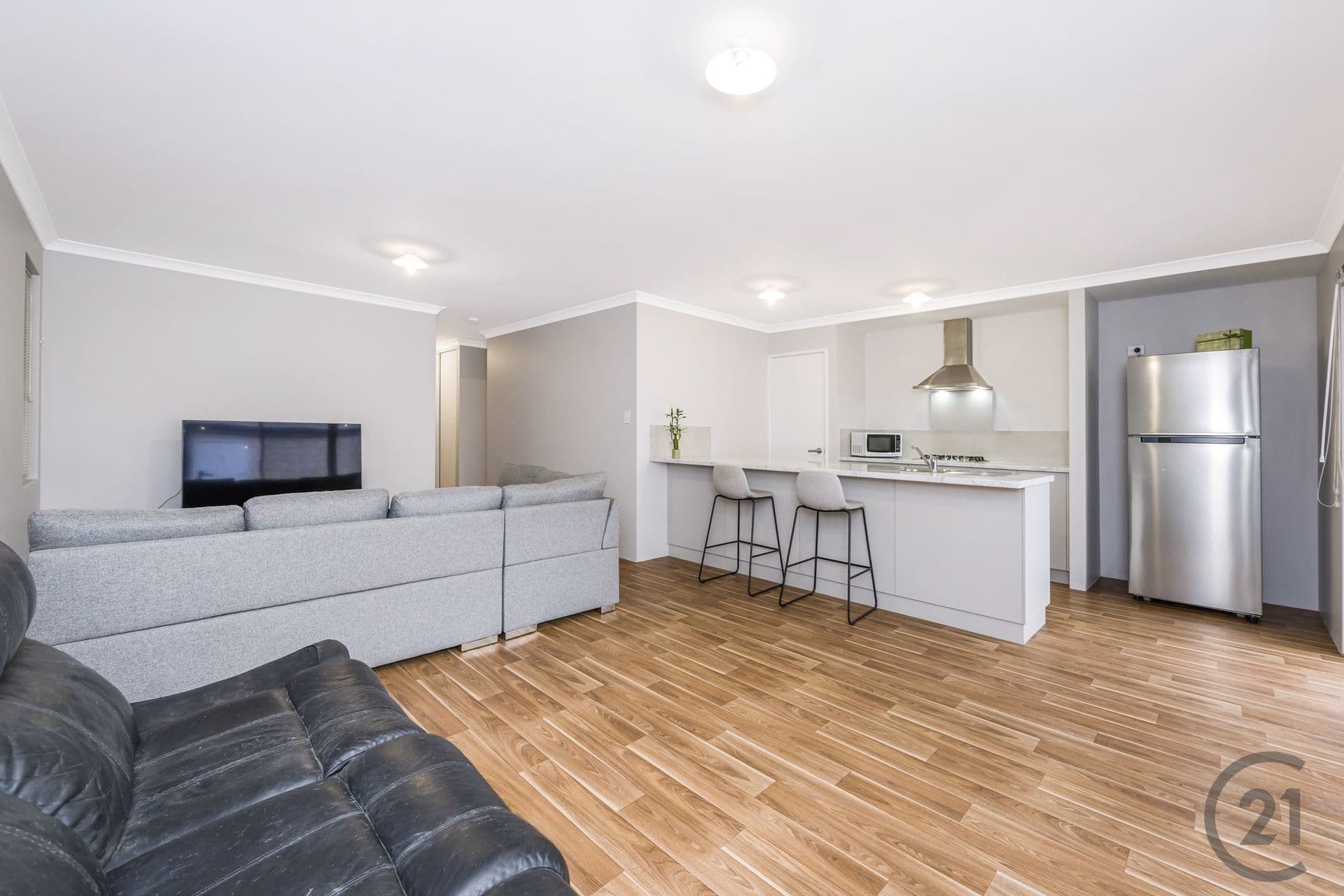 74 Thornbill Crescent, Coodanup, WA, 6210, Coodanup - Thumbnail 2