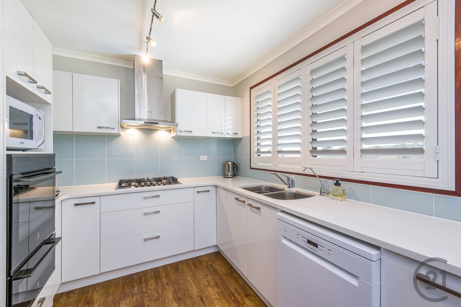 19 Lochinvar Street, Madora Bay, WA, 6210, Madora Bay - Thumbnail 6