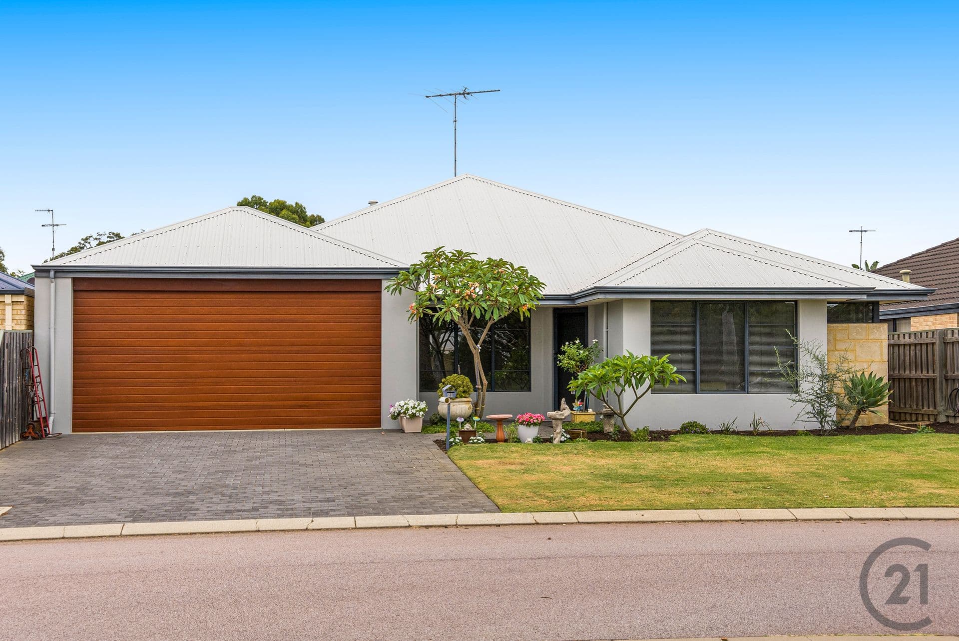 21 Beverston Terrace, Erskine, WA, 6210, Erskine - Thumbnail 3