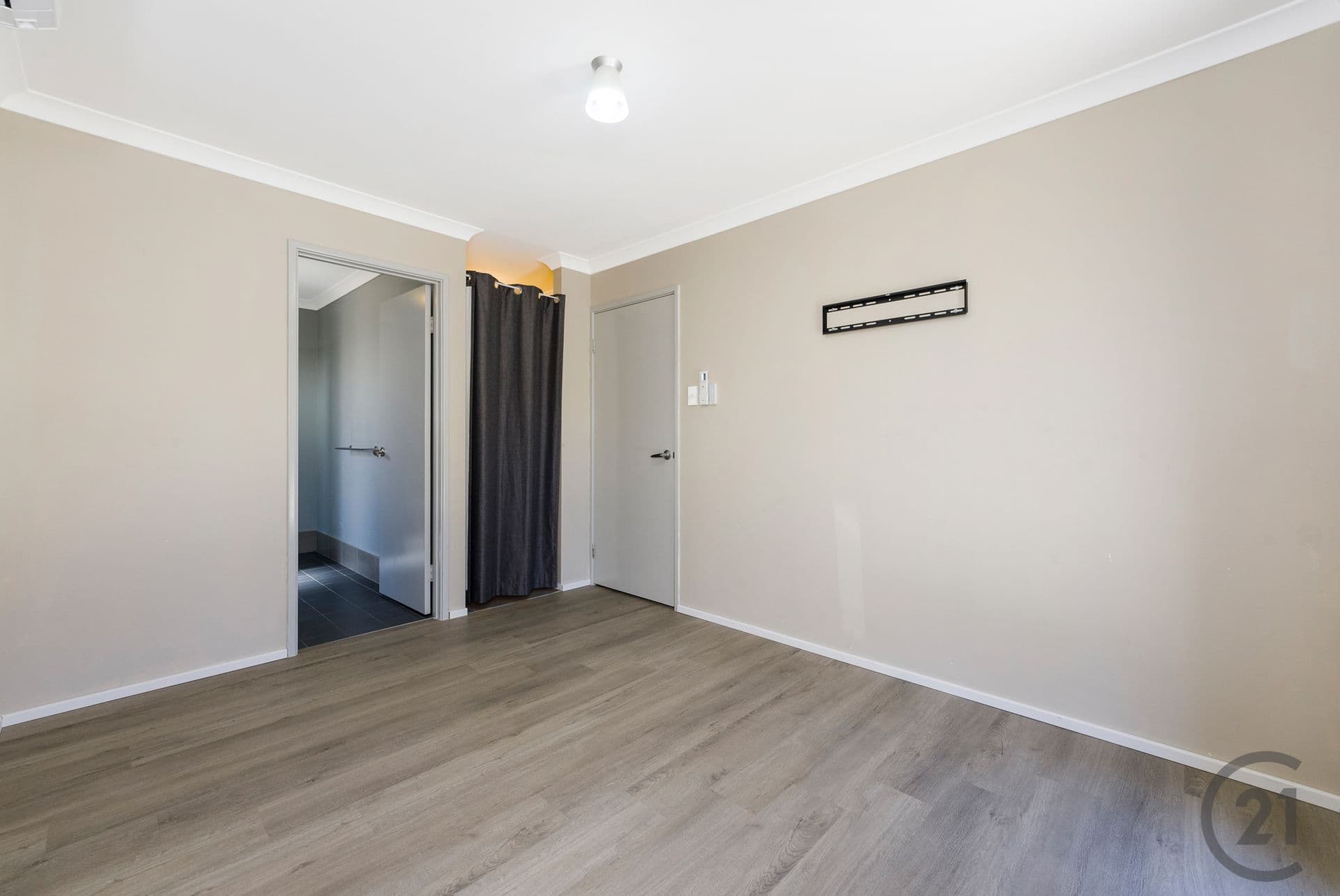 15 Mazeppa Drive, Dudley Park, WA, 6210, Dudley Park - Thumbnail 5