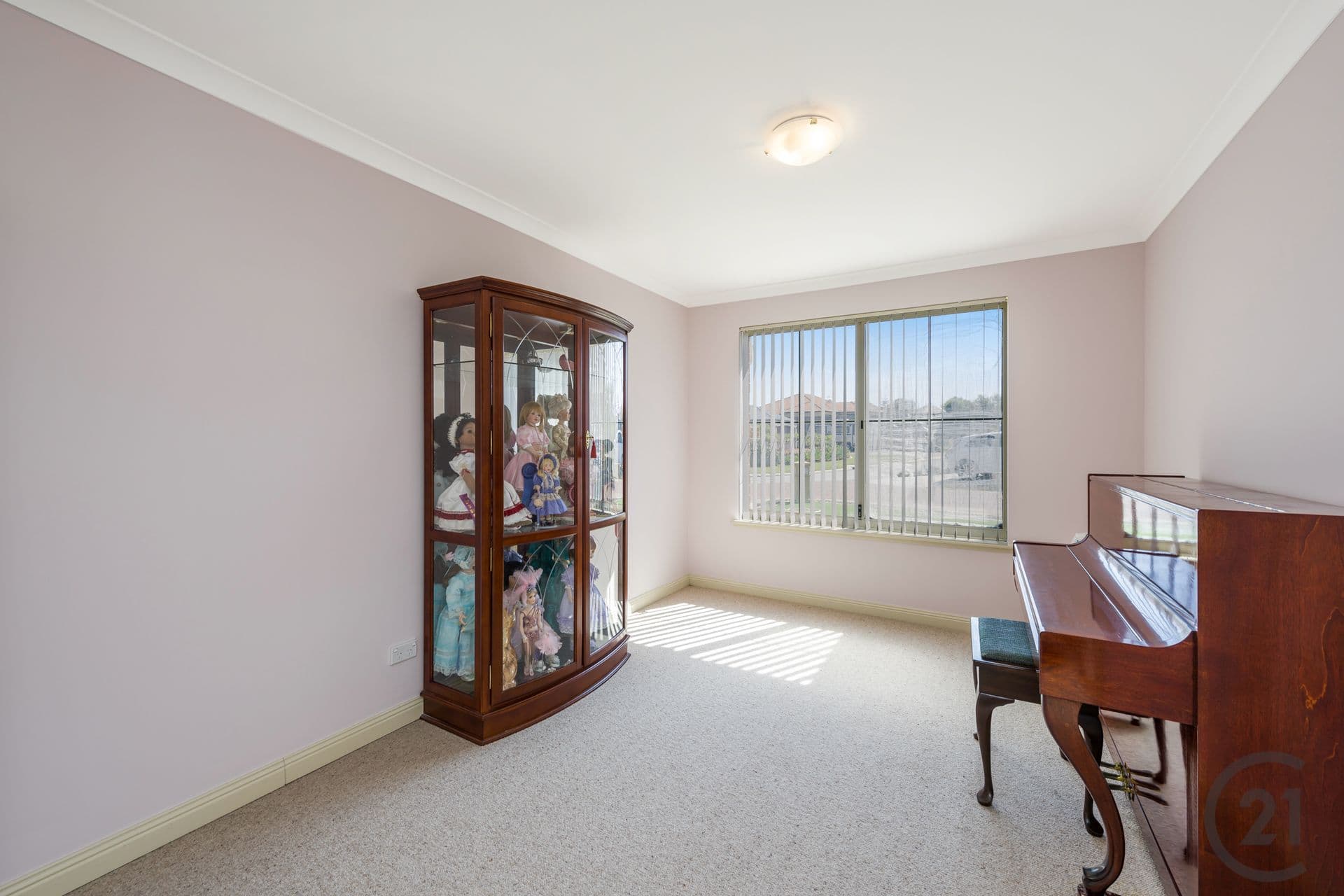 25 Grasshill Grange, Halls Head, WA, 6210, Halls Head - Thumbnail 5