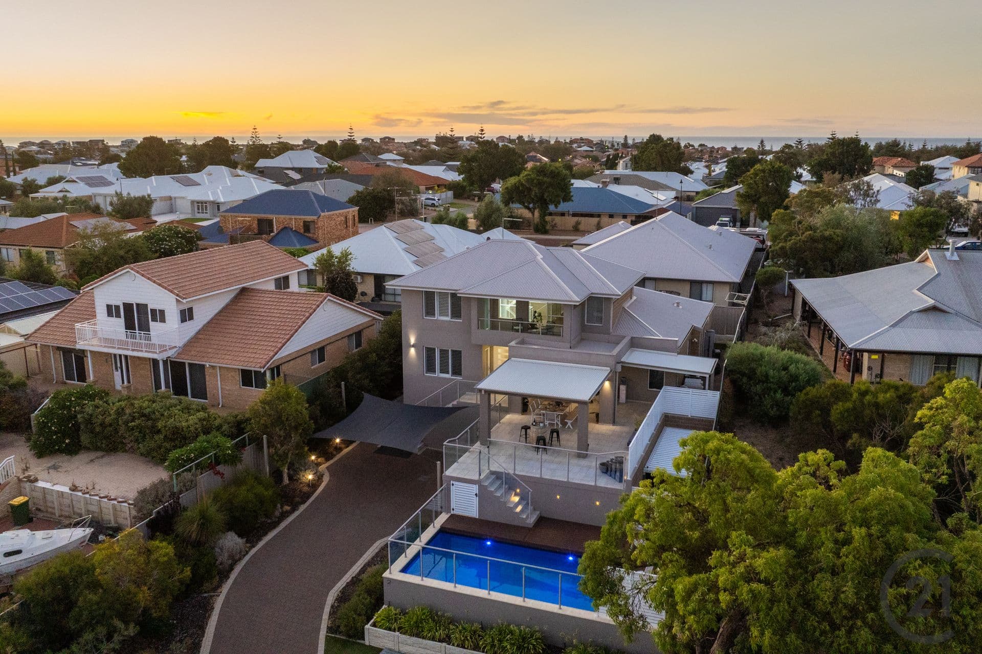 2/4 Maywood Way, Wannanup, WA, 6210, Wannanup - Image 1