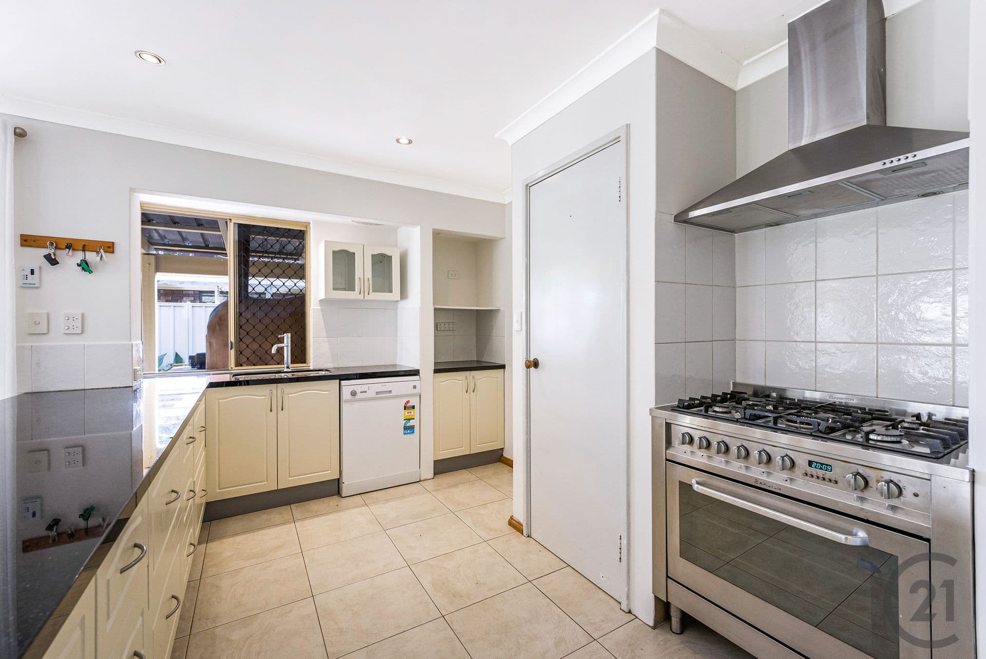 45 Challenger Road, Madora Bay, WA, 6210, Madora Bay - Thumbnail 6
