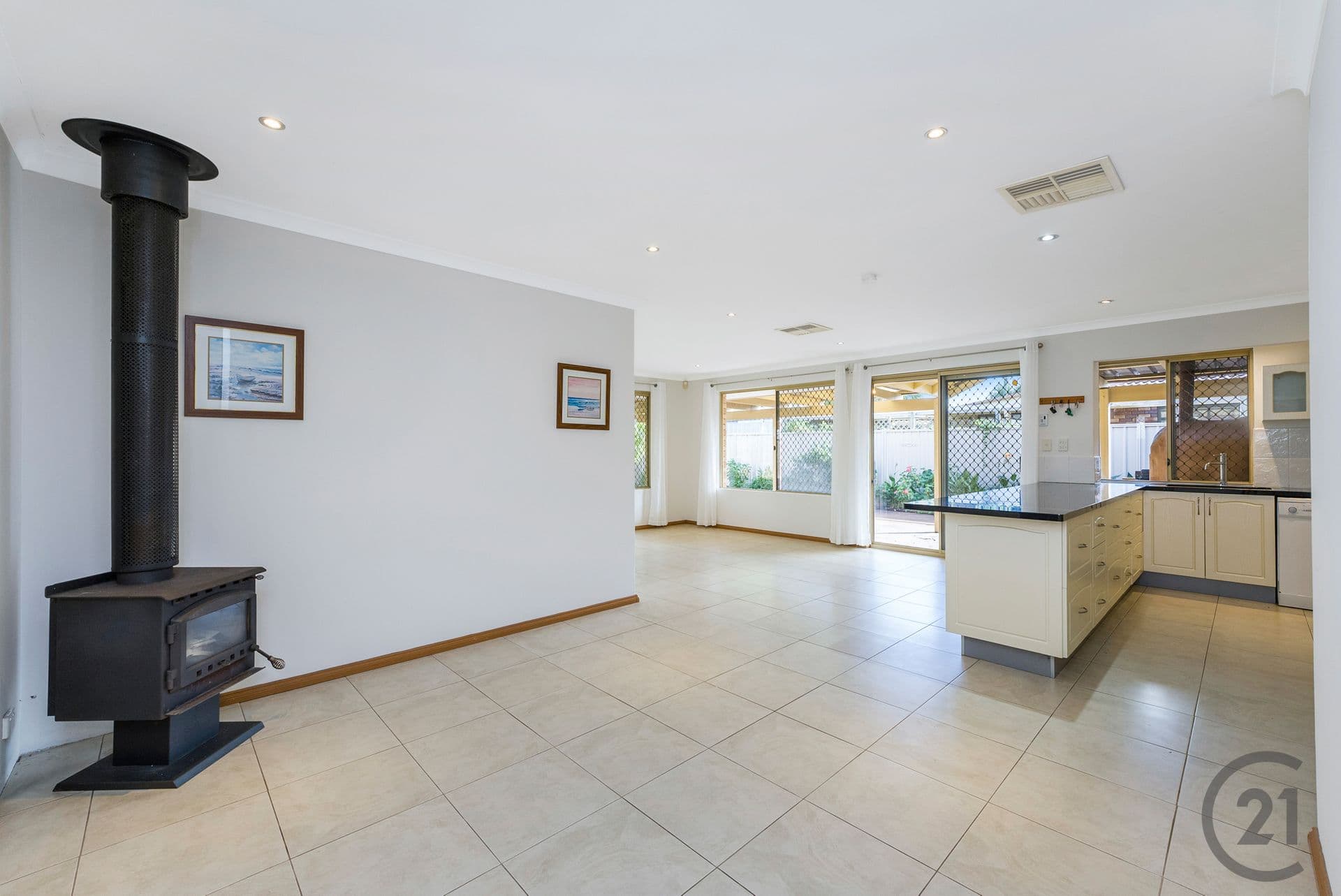 45 Challenger Road, Madora Bay, WA, 6210, Madora Bay - Thumbnail 3