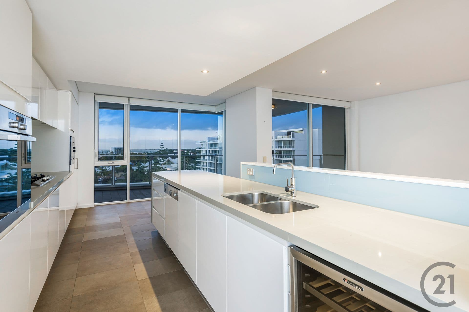 701/5 Marco Polo Drive, Mandurah, WA, 6210, Mandurah - Thumbnail 3